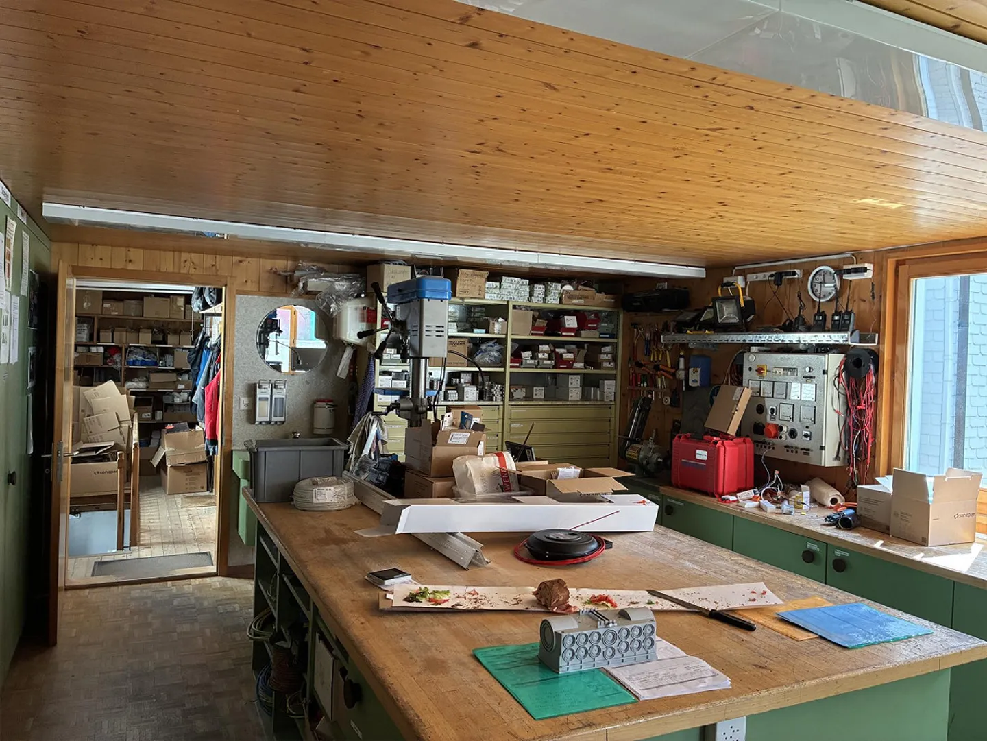 Vielseitige Gewerberäumlichkeiten - Foto 7 von 17