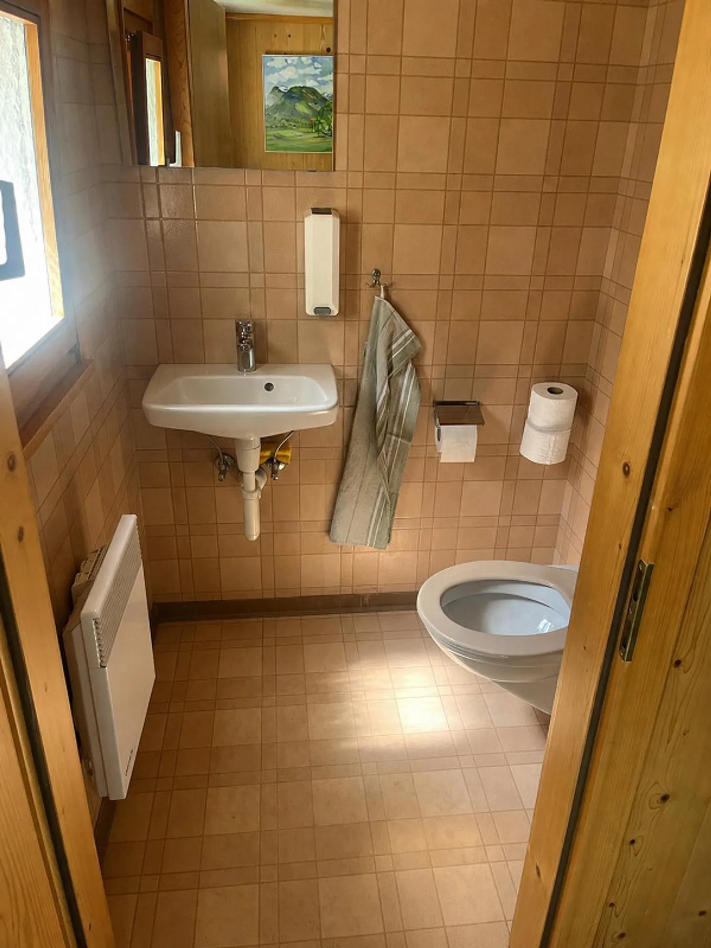 Vielseitige Gewerberäumlichkeiten - Foto 8 von 17
