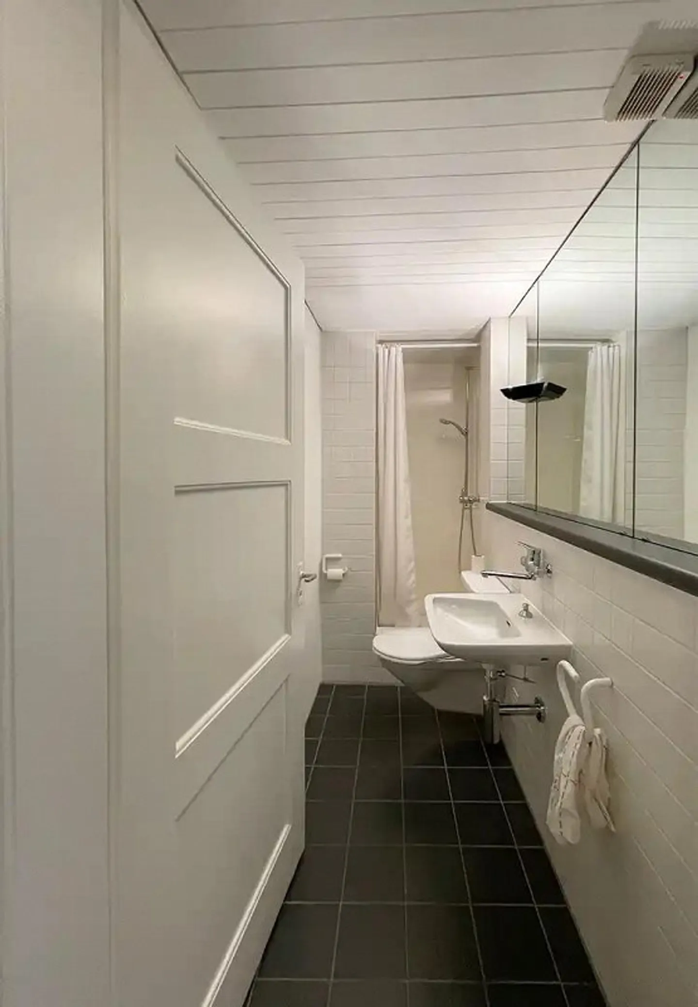 Appartement en duplex dans la vieille ville à partir du 01.02.2026 (ou janvier 2026) - Photo 8 sur 13