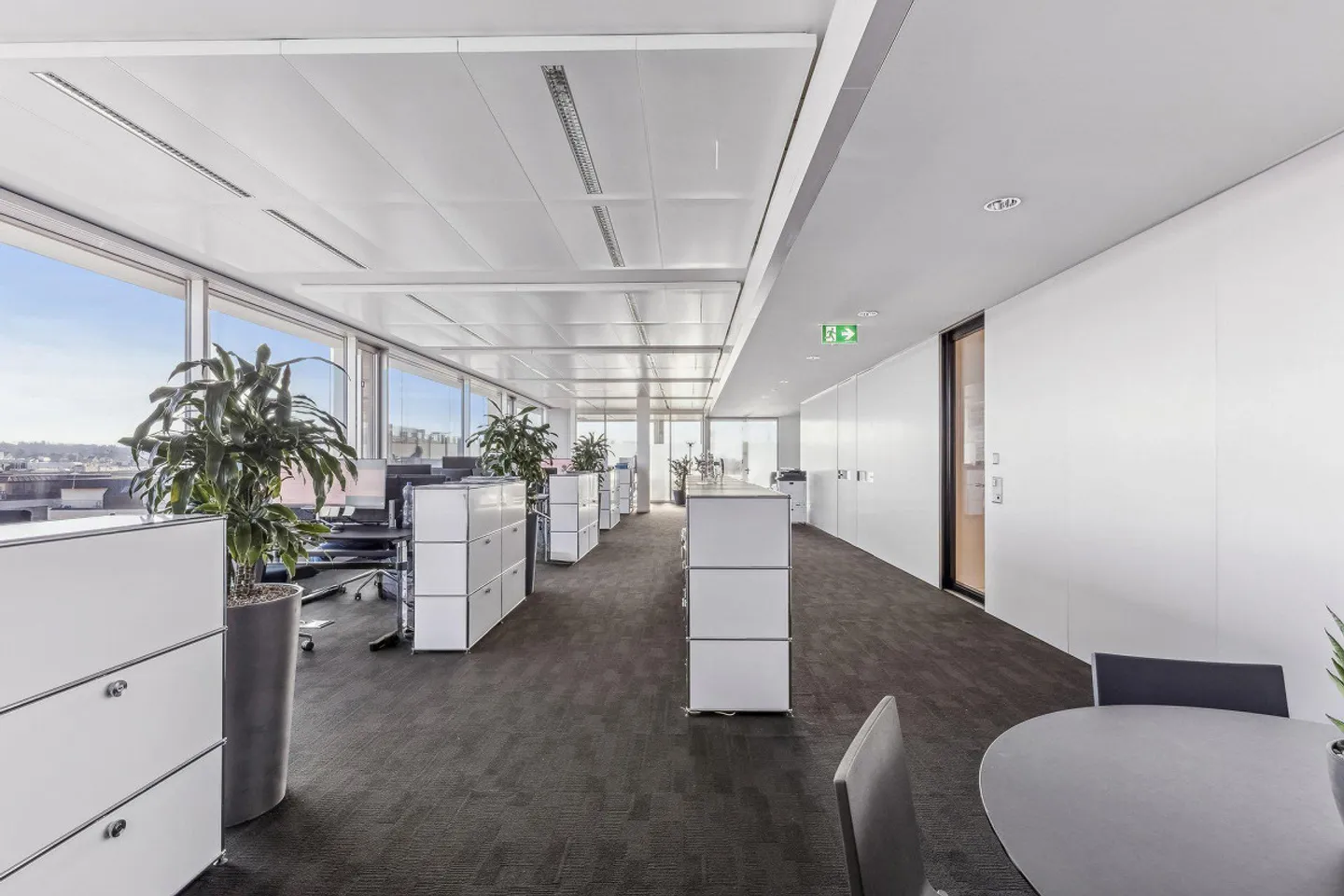 Spazio ufficio esclusivo con vista panoramica su Glattbrugg - Foto 1 di 11