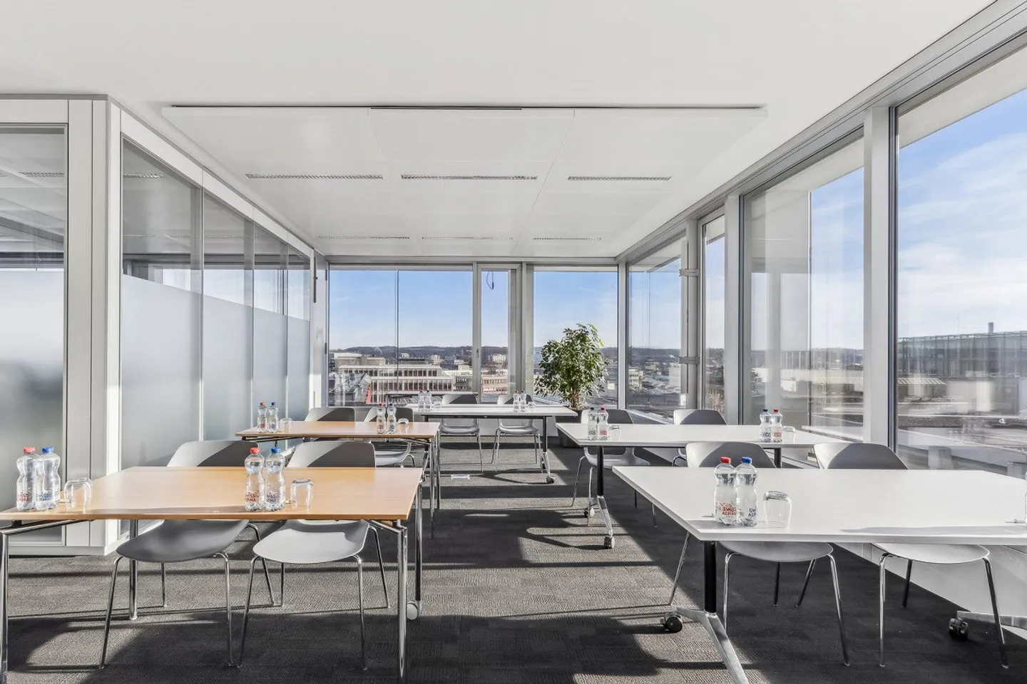 Spazio ufficio esclusivo con vista panoramica su Glattbrugg - Foto 5 di 11