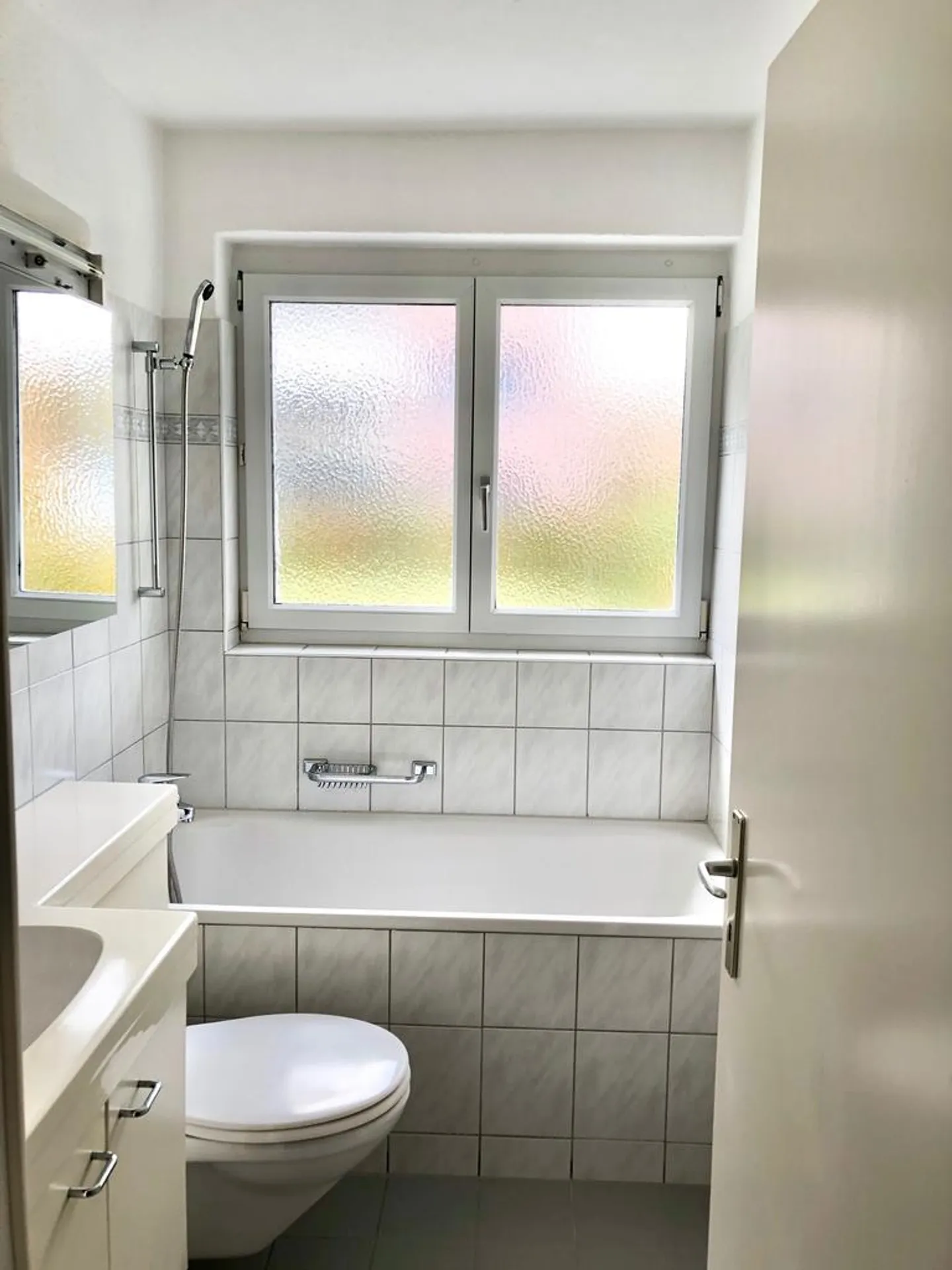 Appartamento affascinante con balcone cerca nuovi inquilini ... - Foto 3 di 9