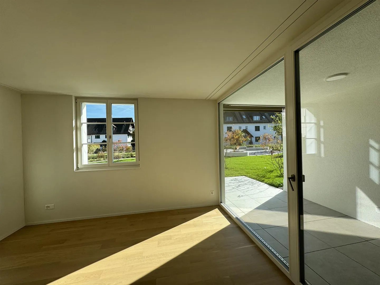 Moderno appartamento di 3,5 stanze al piano terra a Nürensdorf - Foto 11 di 11