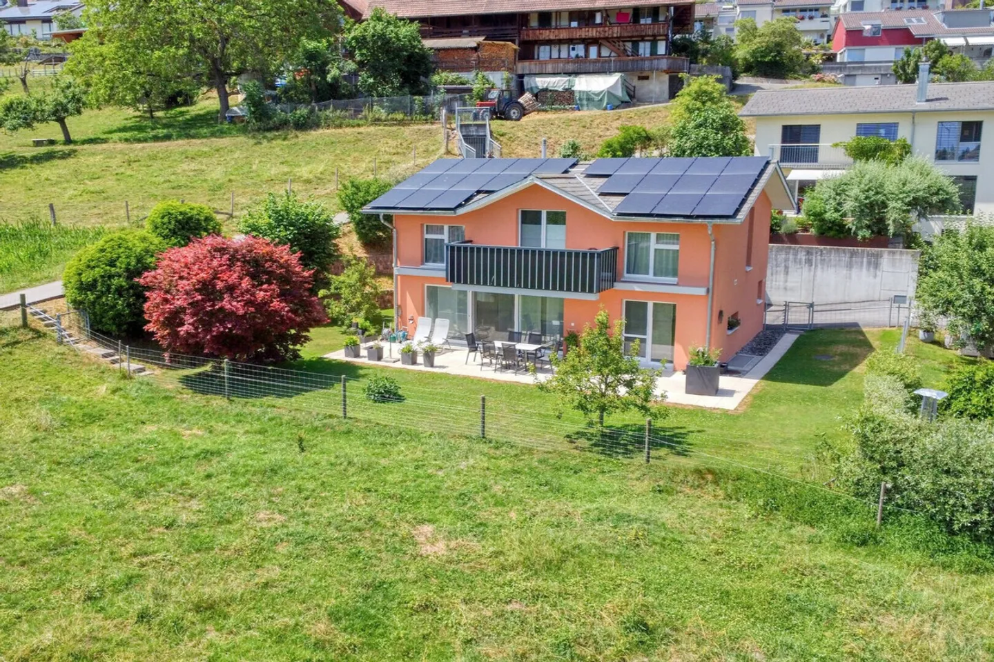 Single house for sale - Photo 2 of 13