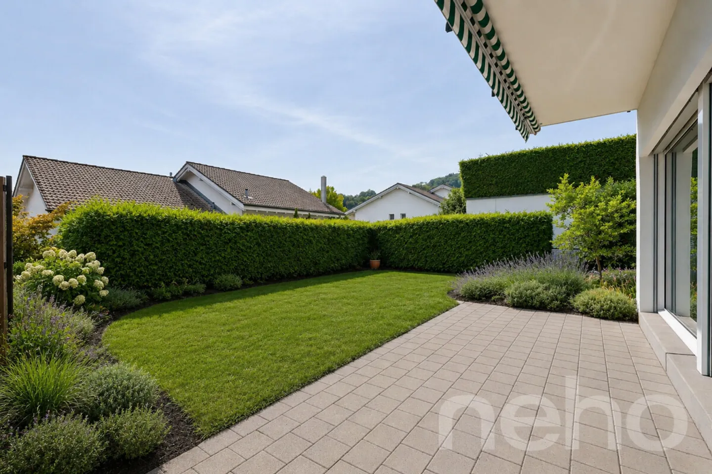 Maison d'angle rénovée à Bergdietikon - Photo 4 sur 12