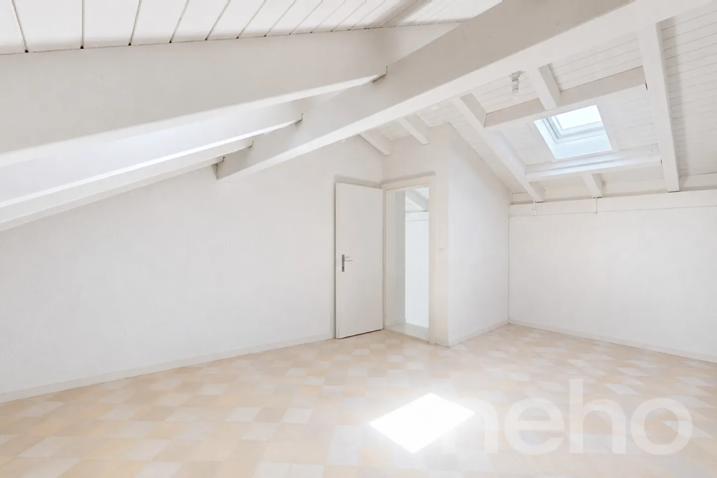 Maison d'angle rénovée à Bergdietikon - Photo 12 sur 12