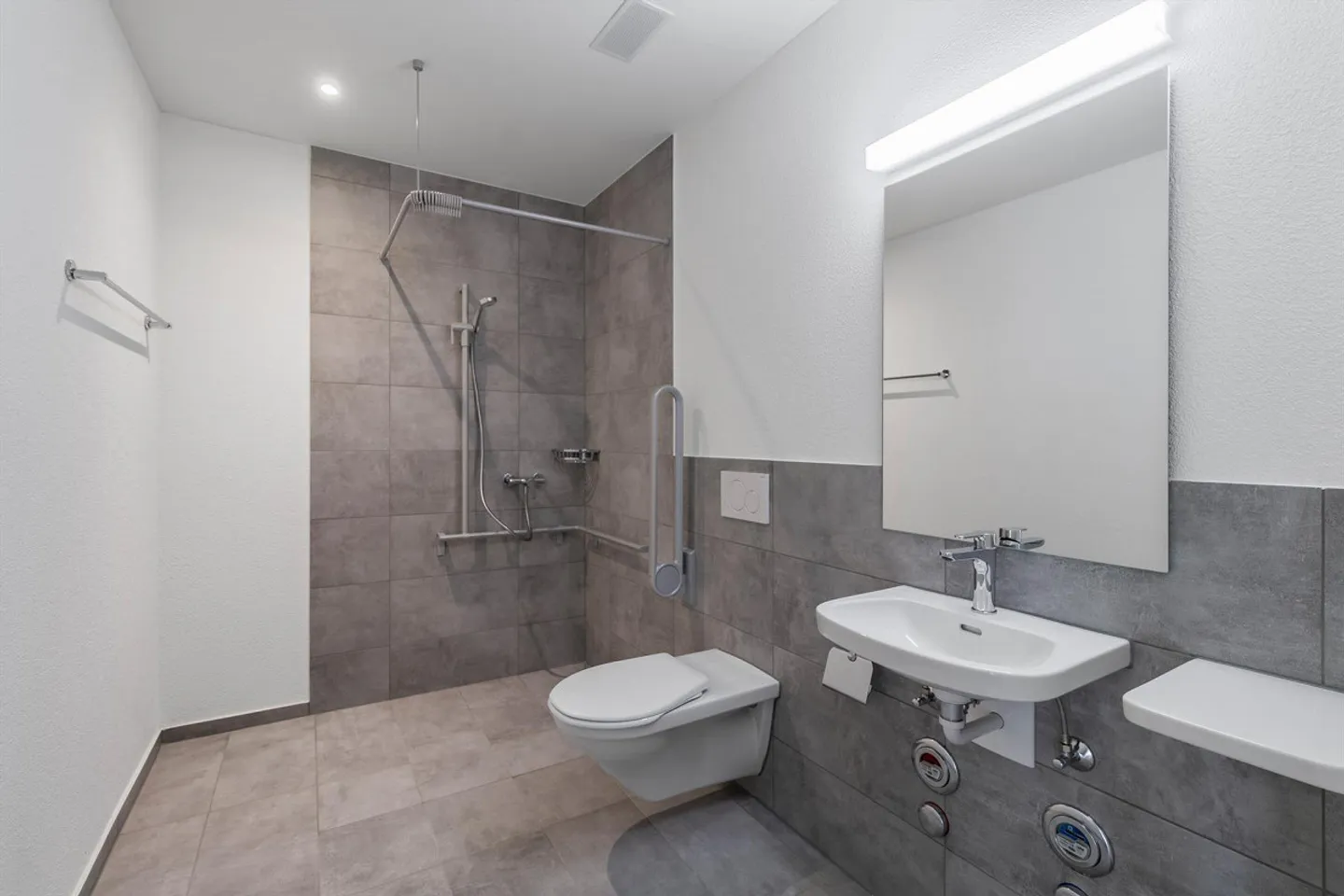 Quartiere tranquillo con carattere residenziale - Foto 5 di 6