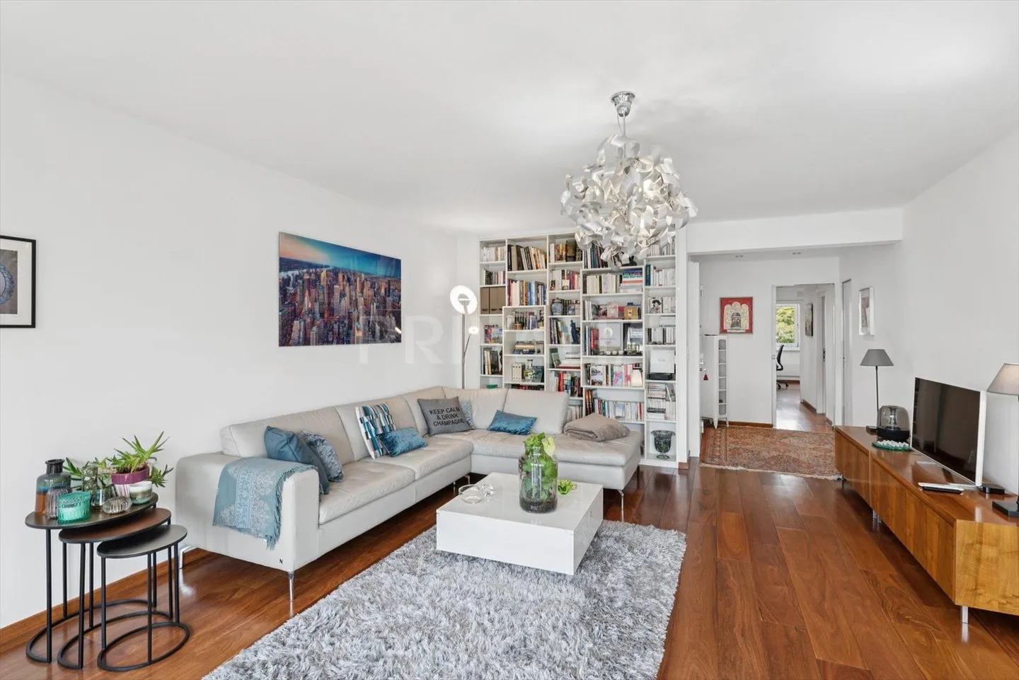 Exklusiv: Geräumige 4-Zimmer-Wohnung mit Balkon in Champel - Foto 2 von 7