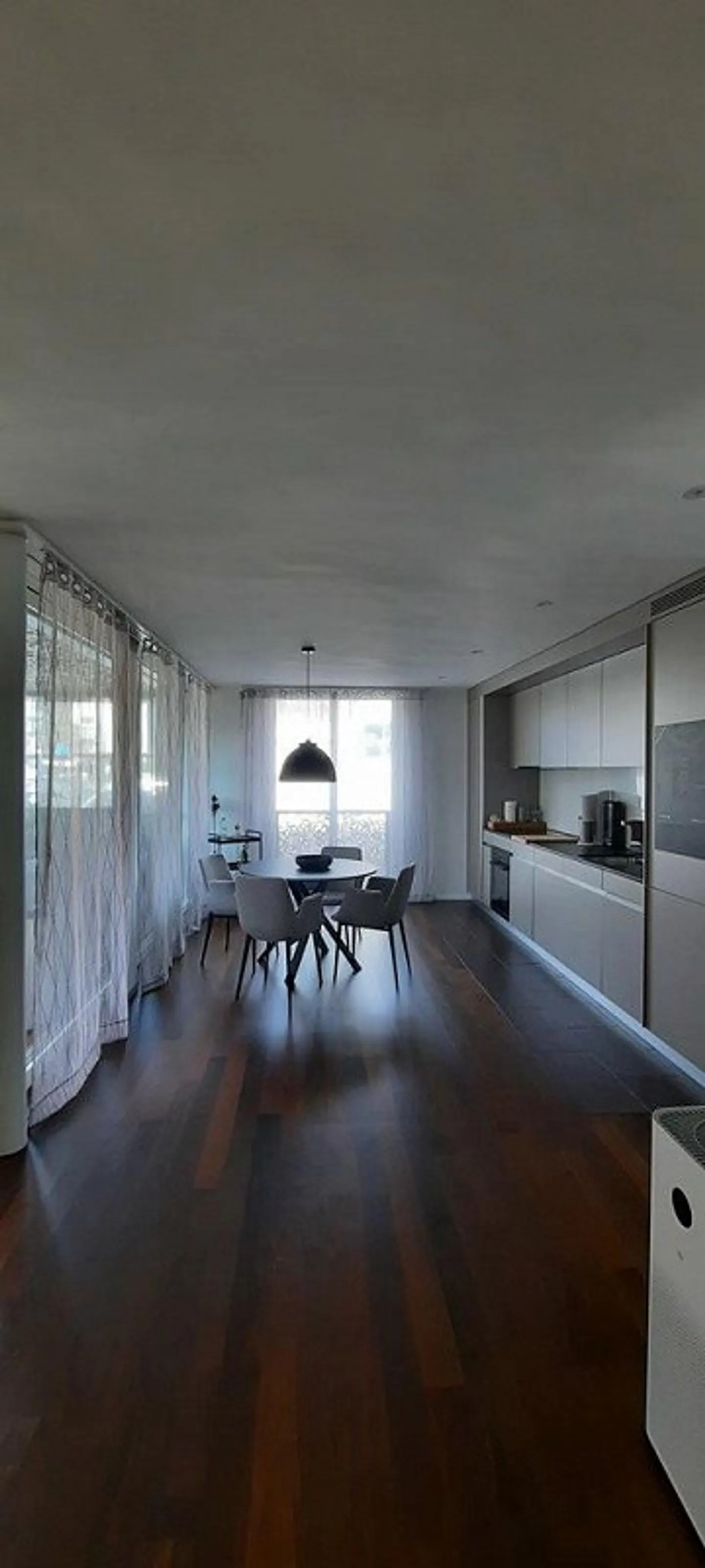 Central, modern, close to nature - Photo 3 of 6