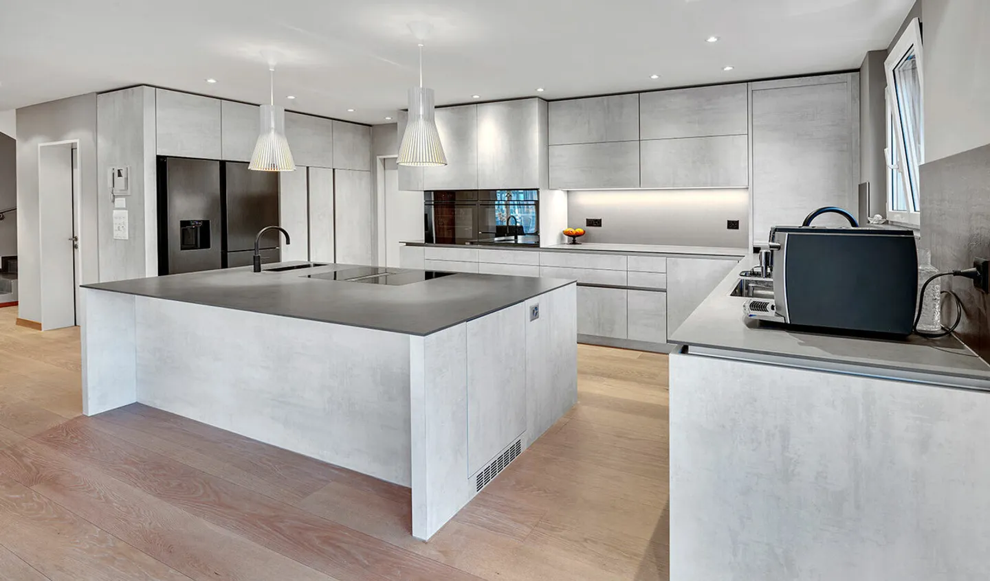 Panorama and Privacy: Terrace House of the Extra Class - Photo 6 of 9