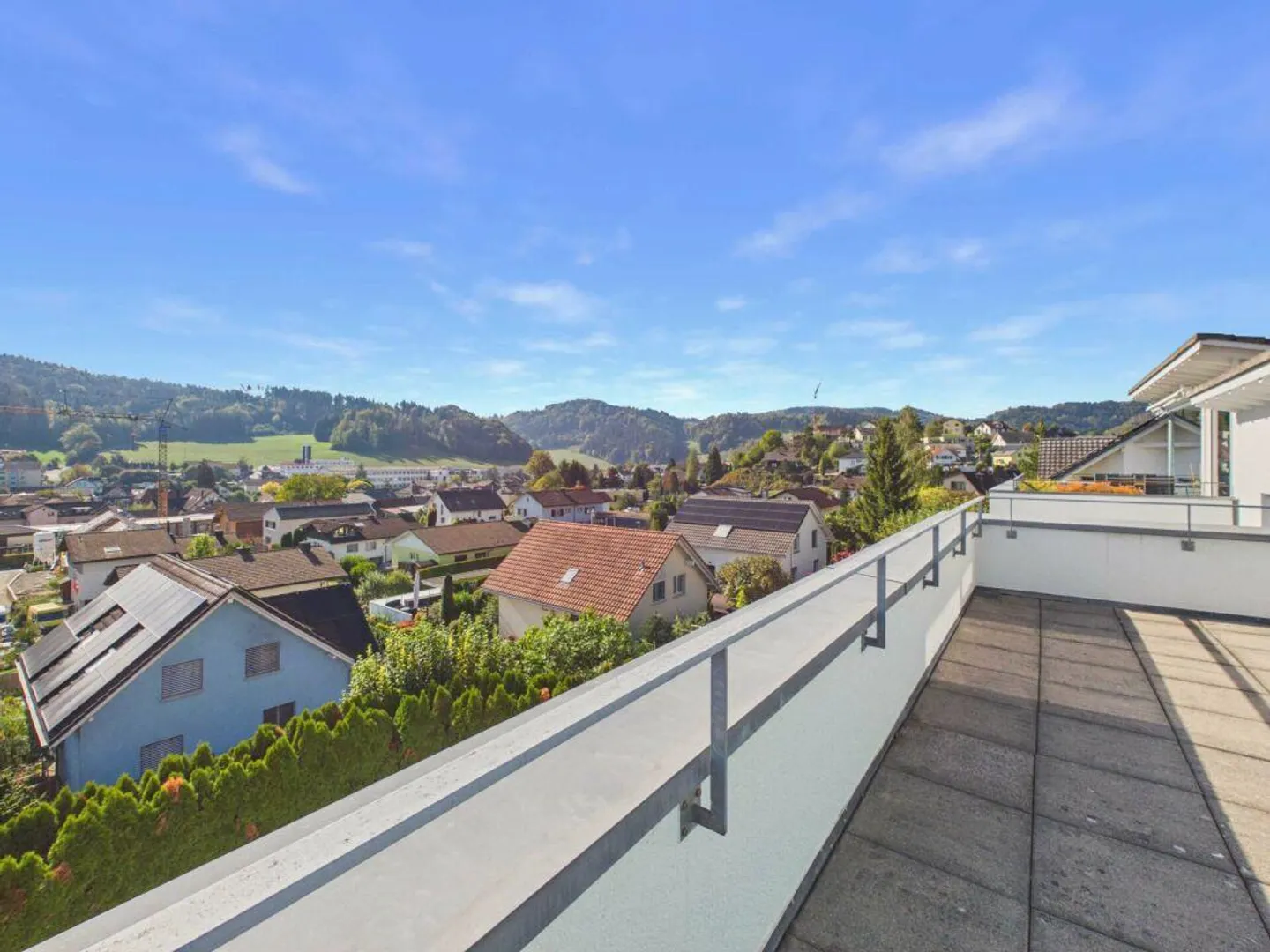 Maison individuelle avec vue imprenable et piscine - Photo 3 sur 30