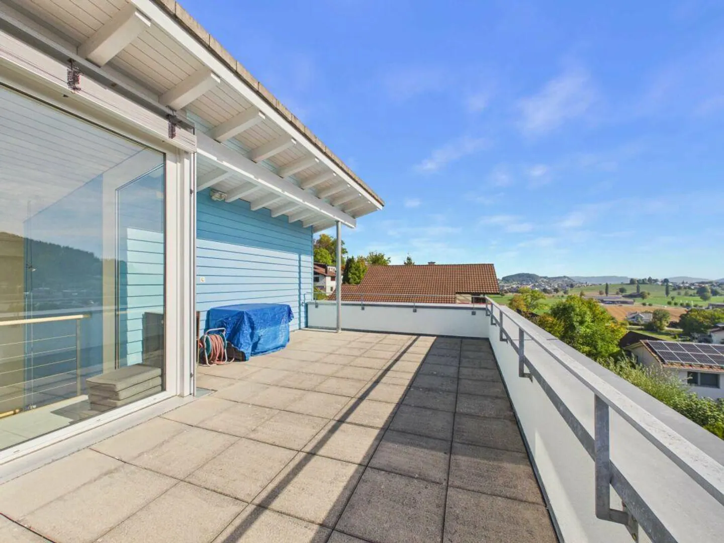 Maison individuelle avec vue imprenable et piscine - Photo 9 sur 30