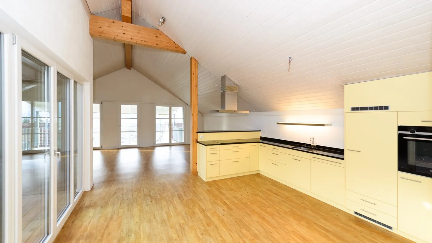 Charmante 3½-Zimmer Attikawohnung in Elgg - Foto 1 von 12