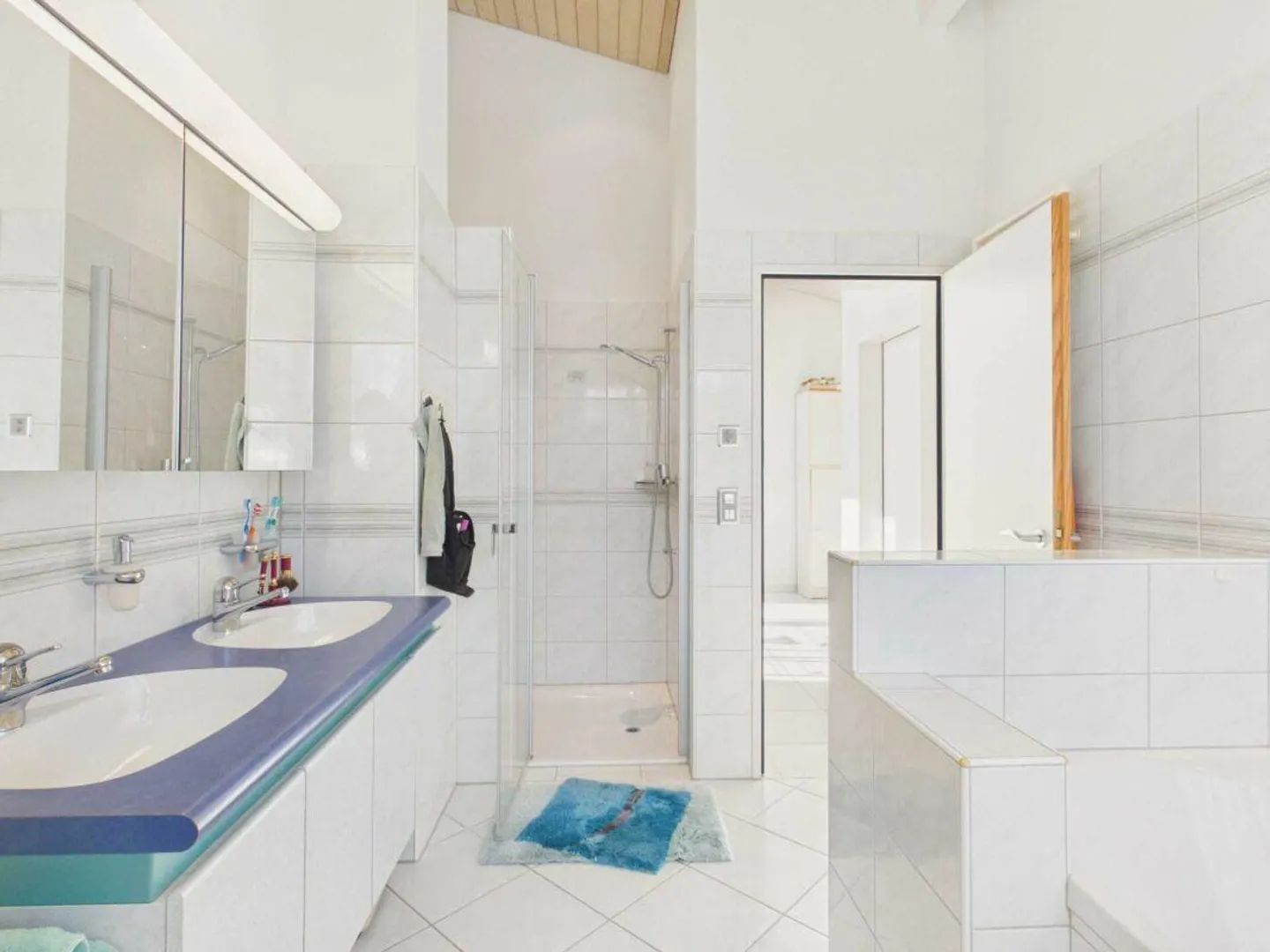 Maison individuelle avec vue imprenable et piscine - Photo 17 sur 30