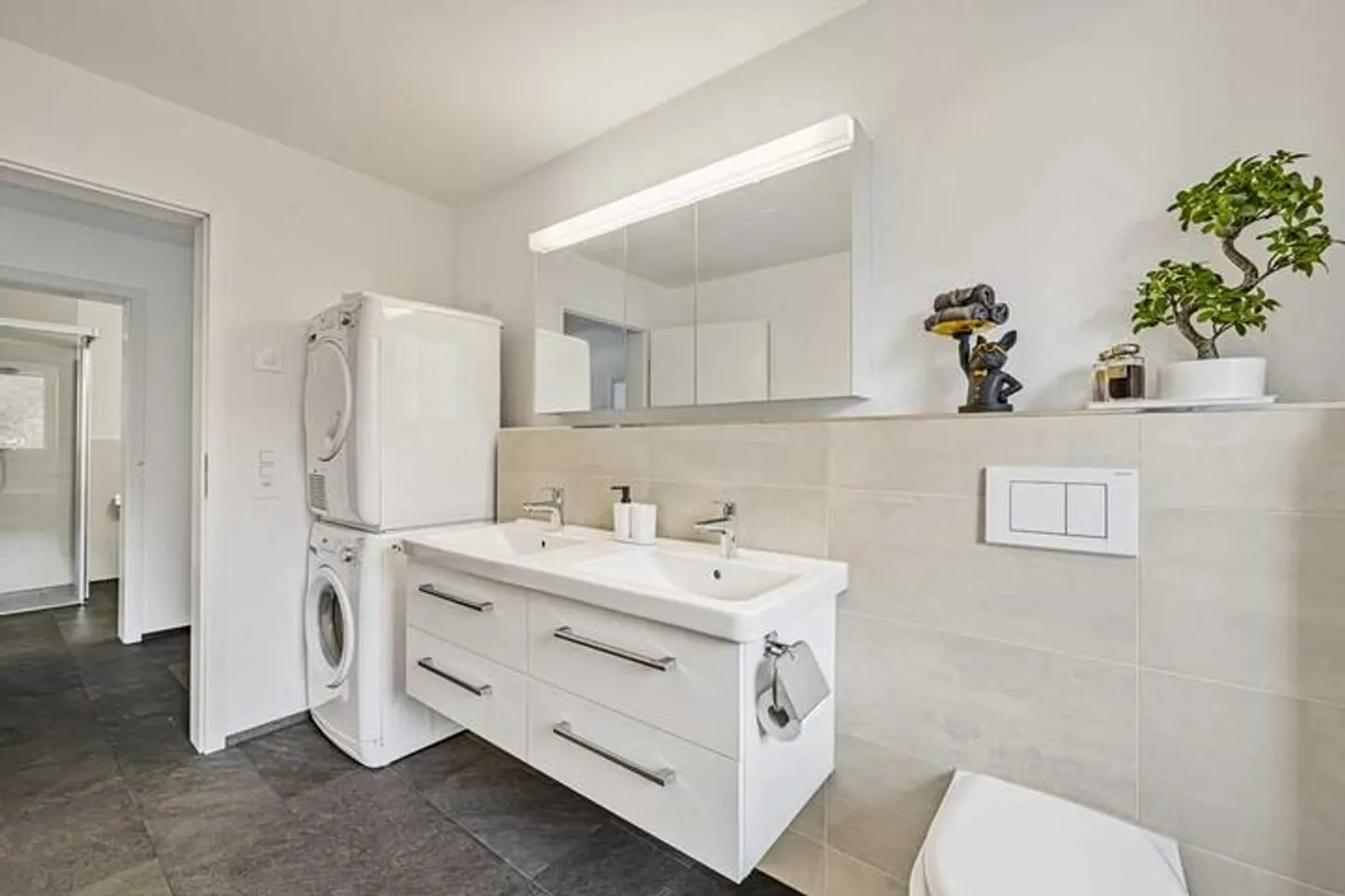 MODERN MINERGIE APARTMENT IN THE HEART OF LIFE - Photo 4 of 8