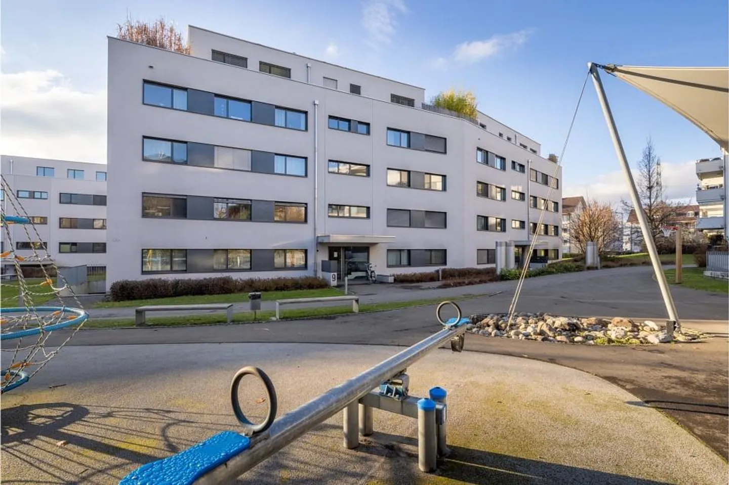 Modern 3.5-room garden apartment in Cham - Photo 1 of 6