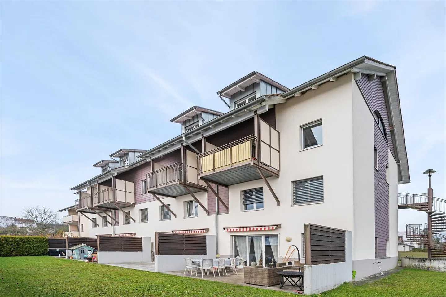 Wunderschöne 4-Zimmer-Duplexwohnung in ruhiger Lage mit Terrasse - Sonderangebot für die Miete! - Foto 1 von 13