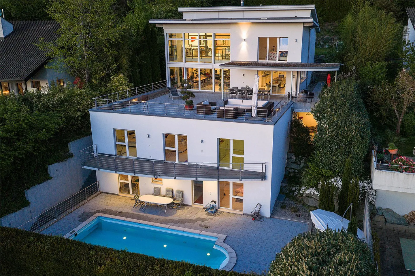 Exclusive Villa with Pool in Fislisbach - Photo 11 of 13