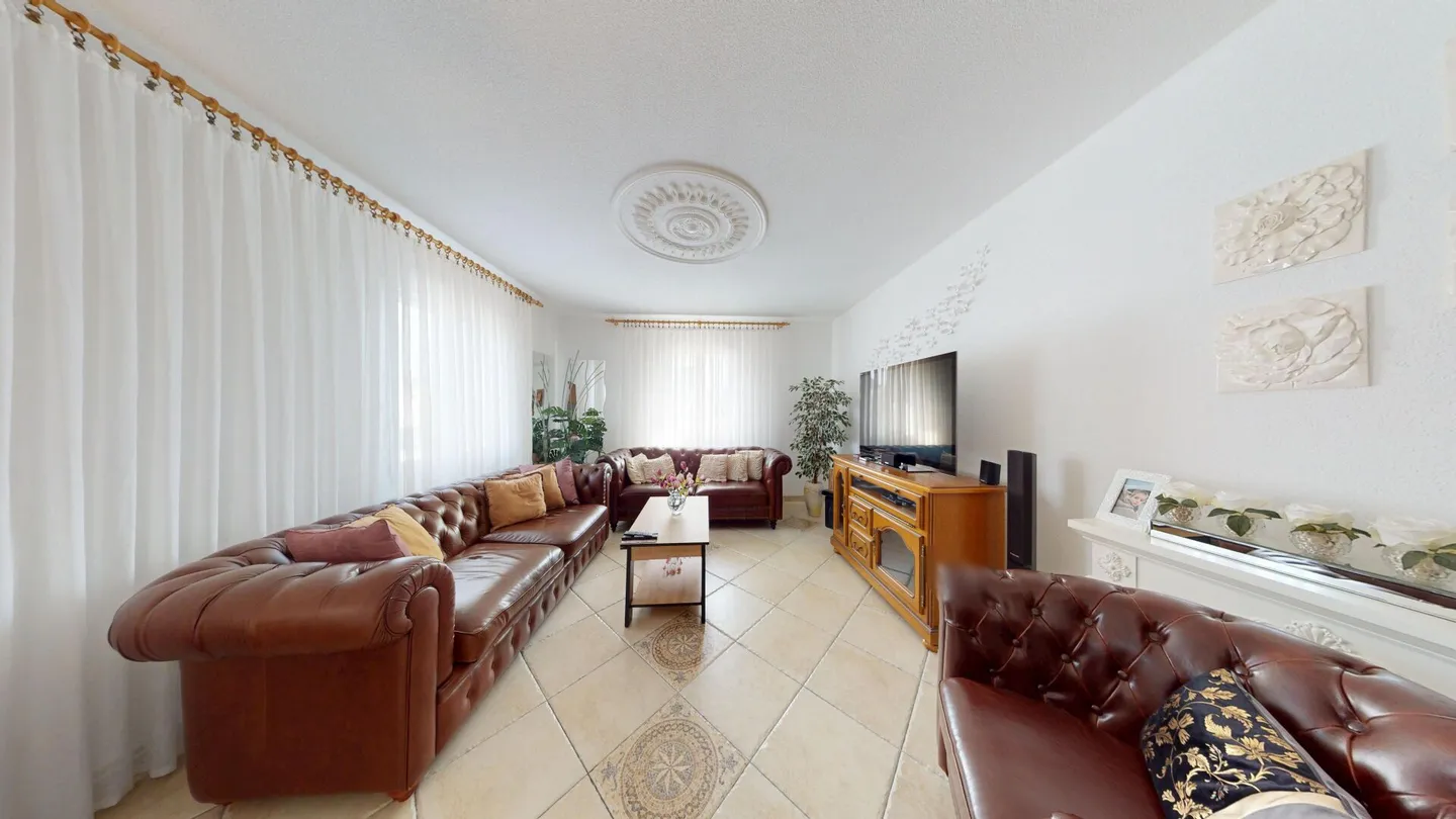 Plenty of Space for the Whole Family Two-Family House in Derendingen - Photo 3 of 17