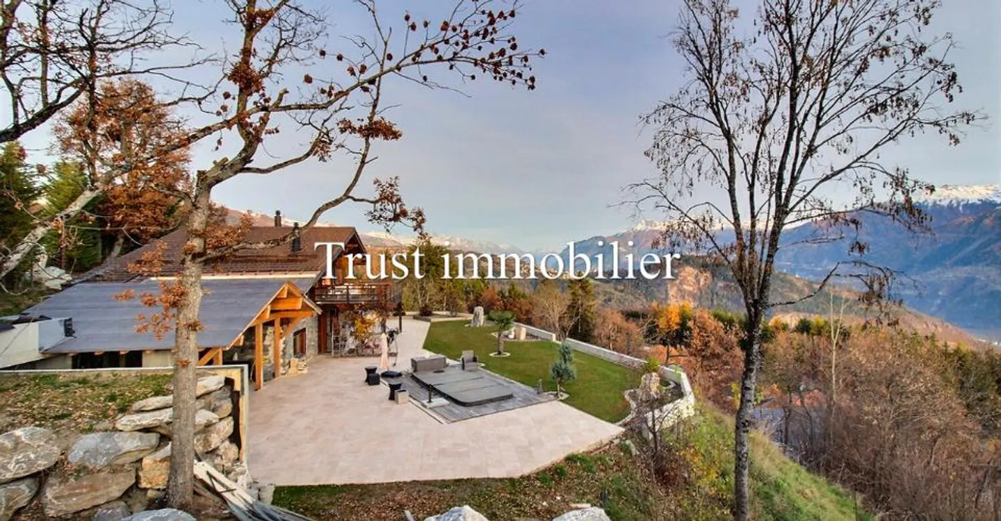 Panoramablick und garantierte Ruhe für dieses Chalet - Foto 2 von 13