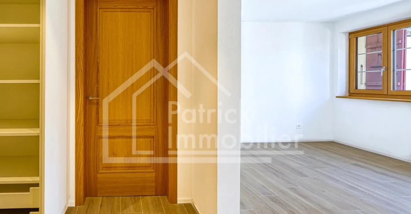 Geräumige 5,5-Zimmer-Wohnung mit 100 m² Terrasse - Foto 12 von 12