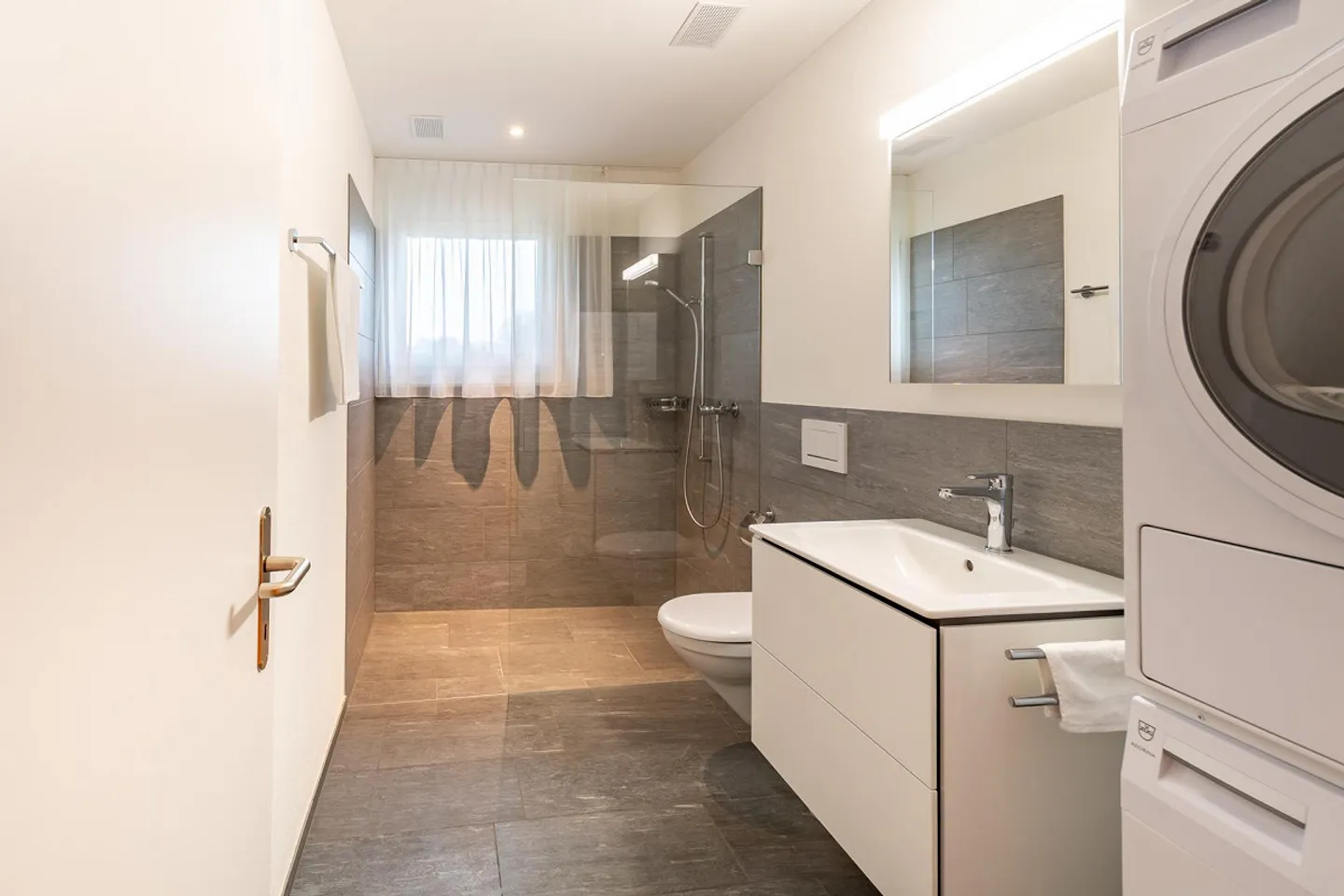 Appartamento attraente in stile moderno di casa di campagna - Foto 9 di 12