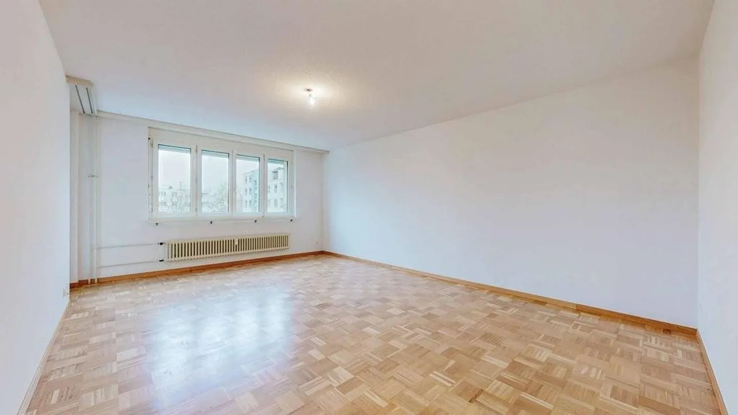 Appartamento al piano terra recentemente ristrutturato a Oberentfelden - Foto 6 di 10