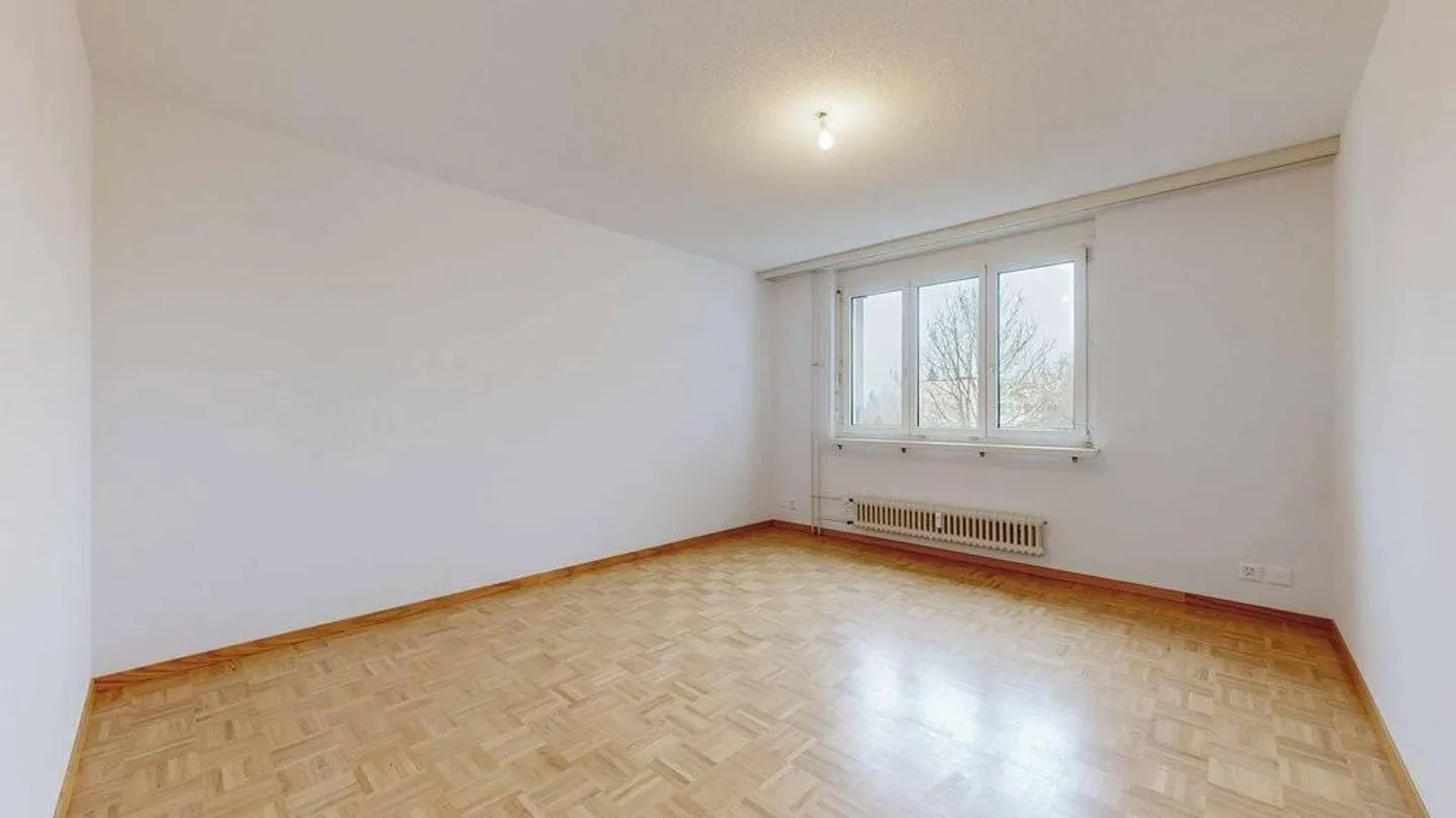 Appartamento al piano terra recentemente ristrutturato a Oberentfelden - Foto 9 di 10