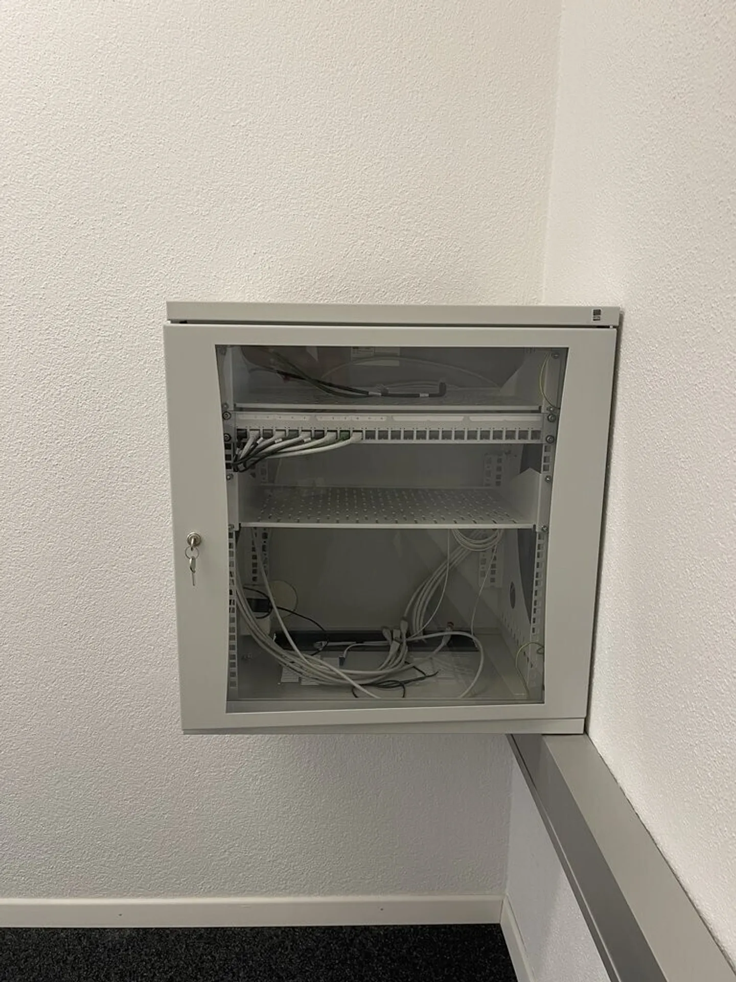 Spazio ufficio nel cuore di Oerlikon disponibile immediatamente! - Foto 7 di 7