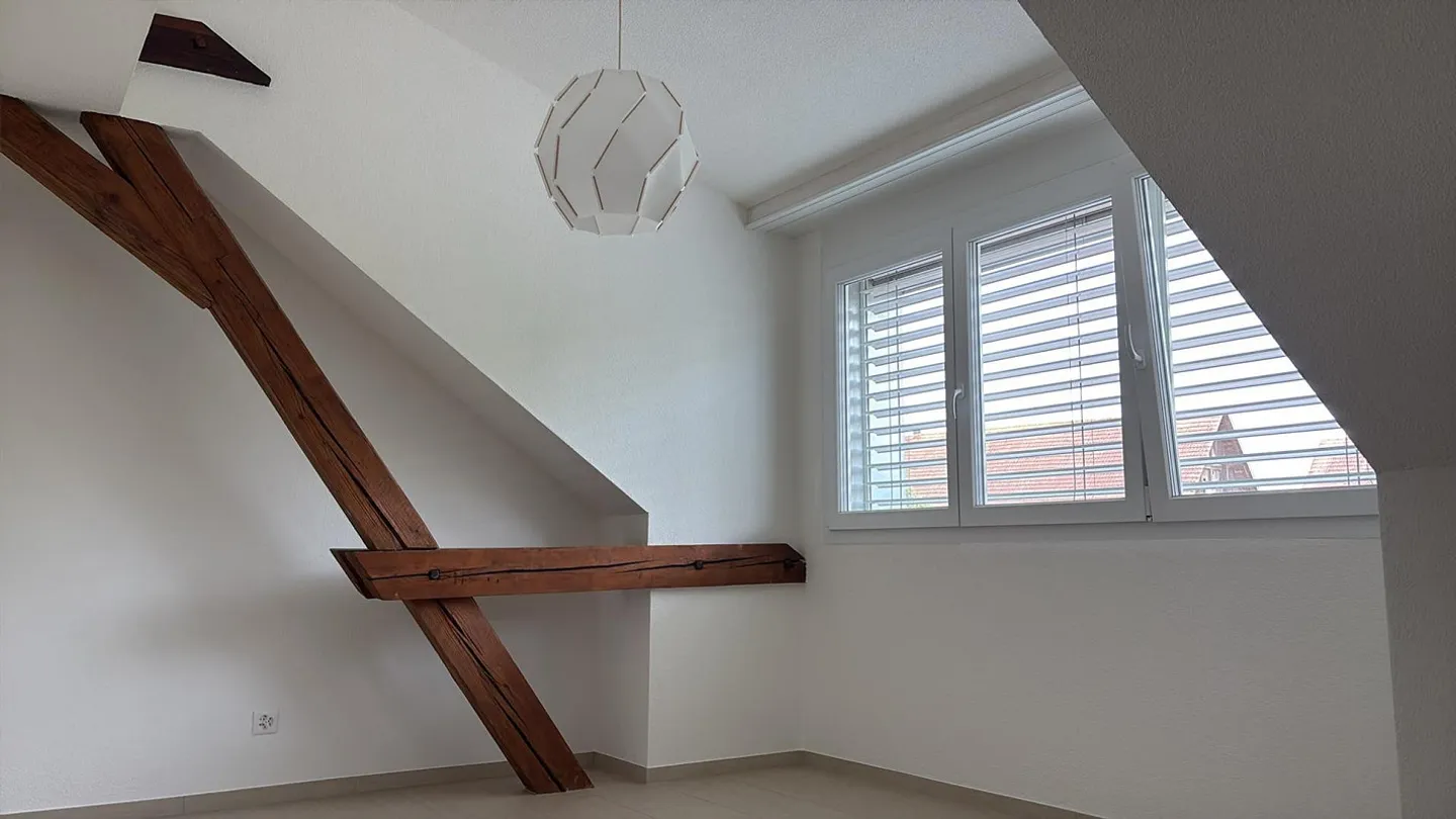Charmante 3.5-Zimmer Attique - Foto 13 von 20