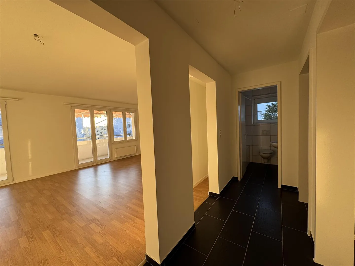 Bright 3.5-room apartment - Bielstrasse 82, 2560 Nidau - Photo 6 of 8