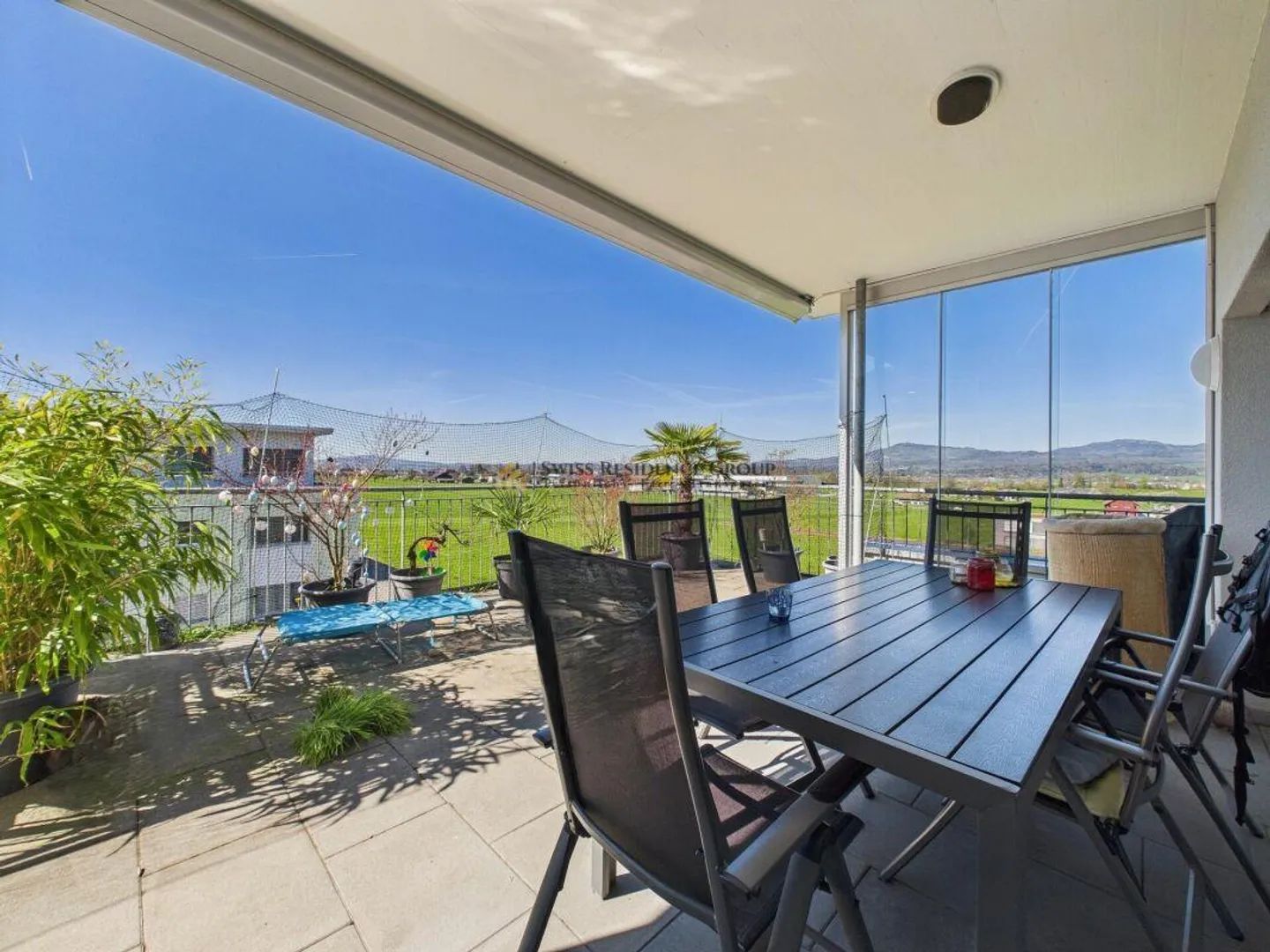 Appartamento attico luminoso con una vista splendida sulle montagne e sul lago - Foto 17 di 22