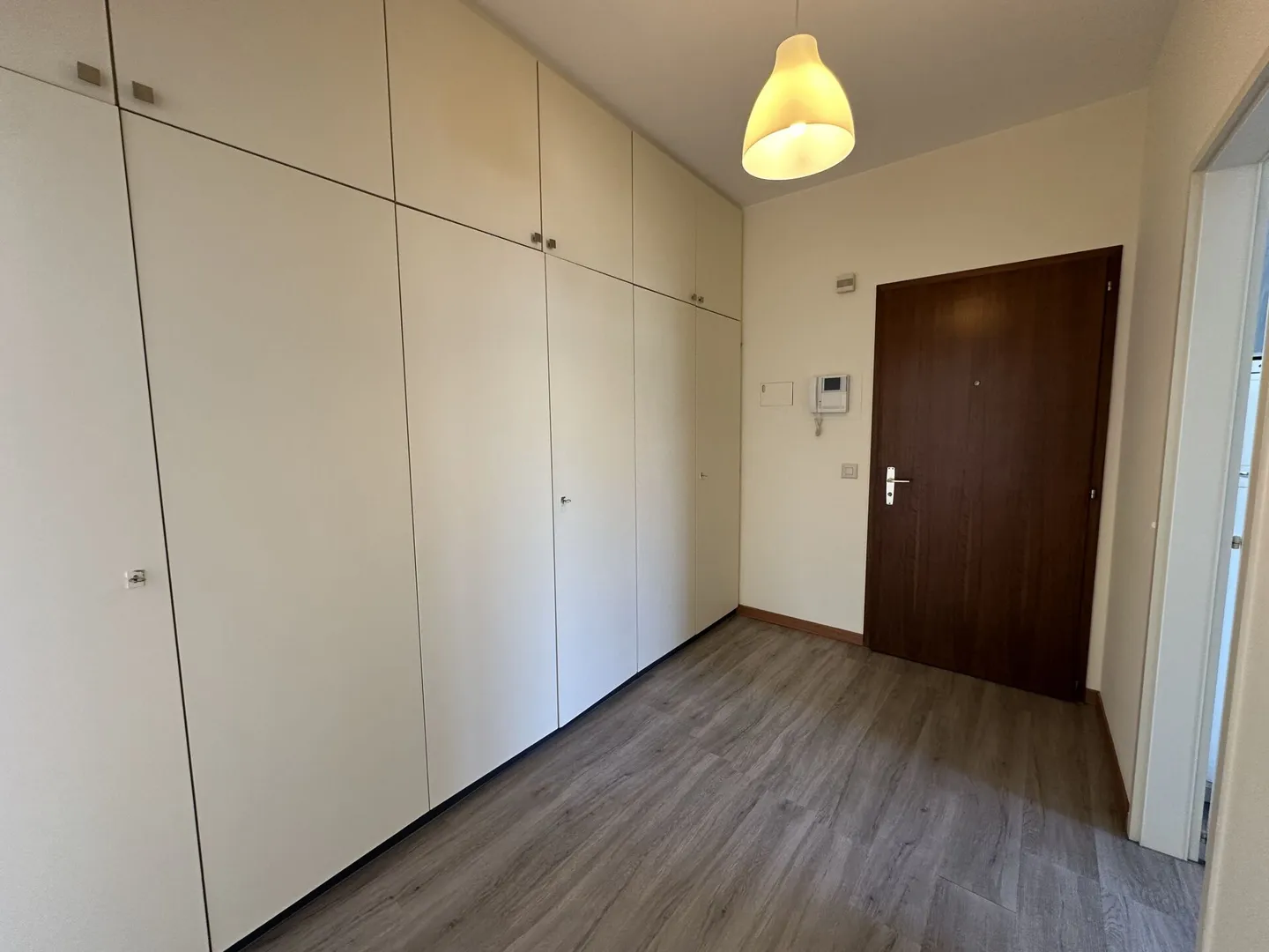 Appartamento Attico con Terrazza Abitabile e Vista Aperta - Foto 4 di 9
