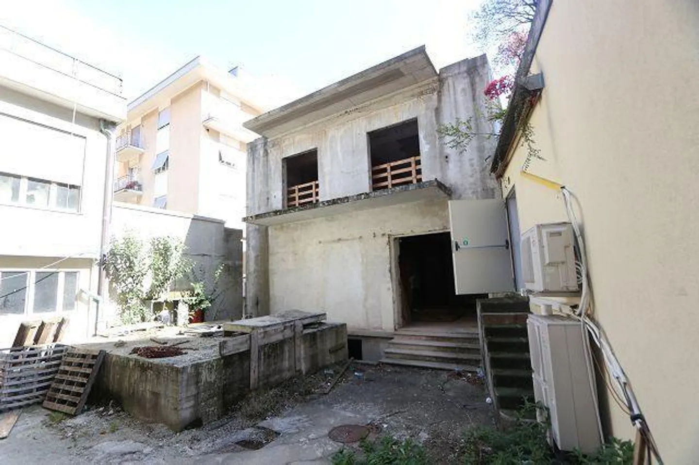 2 case con diversi appartamenti - Foto 62 di 88