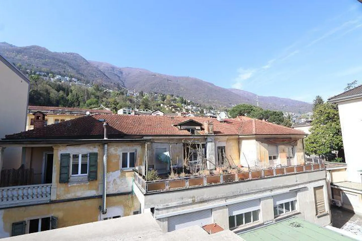 2 case con diversi appartamenti - Foto 74 di 88