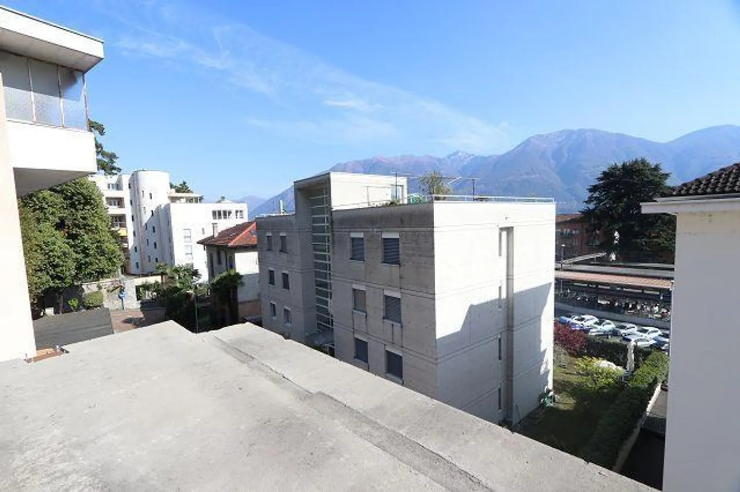 2 case con diversi appartamenti - Foto 77 di 88