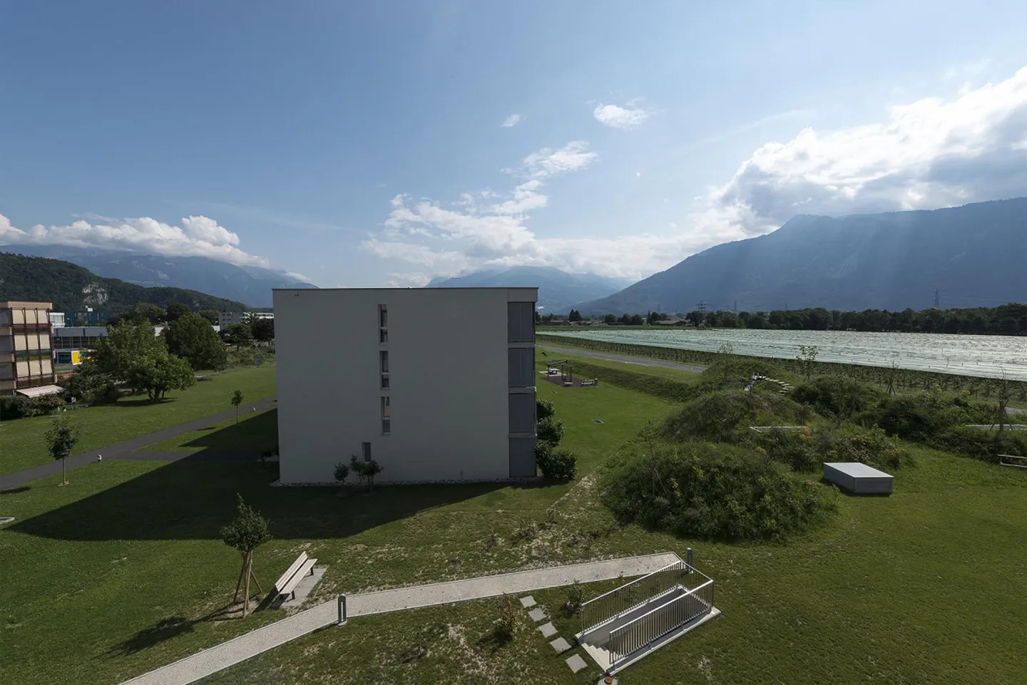 Exclusive Apartment in Aigle - Photo 2 of 4