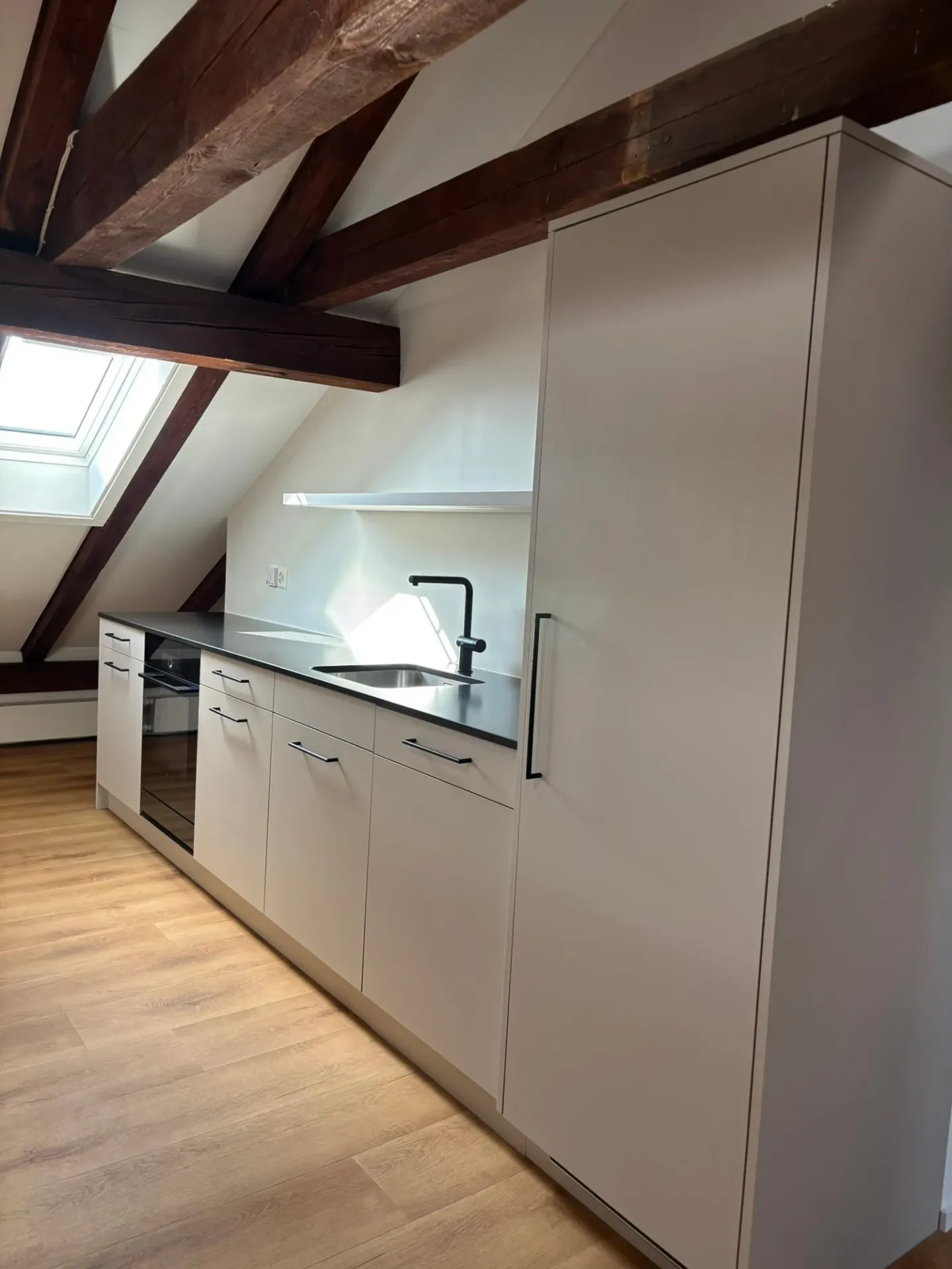 Incantevole appartamento mansardato 2.5 camere nel popolare quartiere Kirchenfeld - Foto 3 di 7