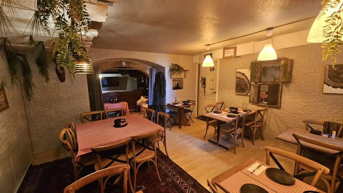 Café Restaurant Starmania - Yverdon-les-Bains - Photo 4 of 10