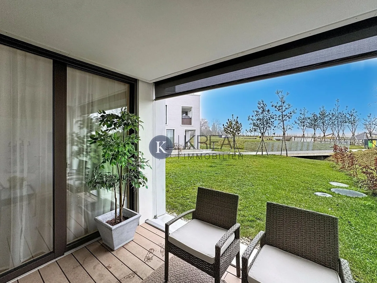 Comfort moderno e sostenibilità: 3,5 stanze con loggia e giardino a Échallens - Foto 6 di 9