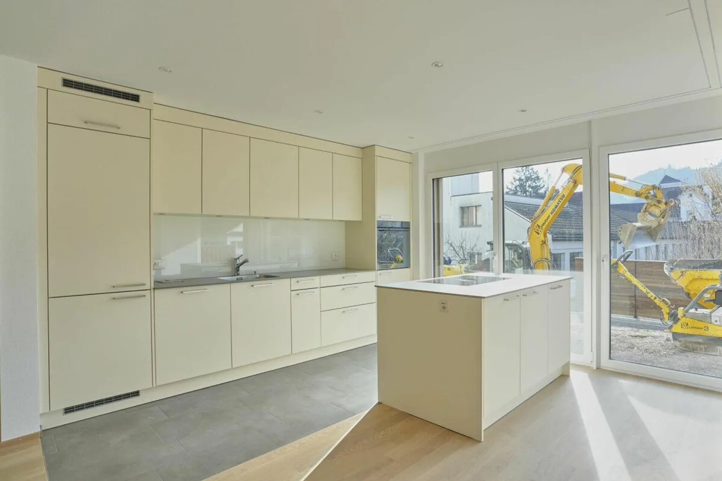 Appartamento giardino luminoso - pronto per la primavera - Foto 1 di 15