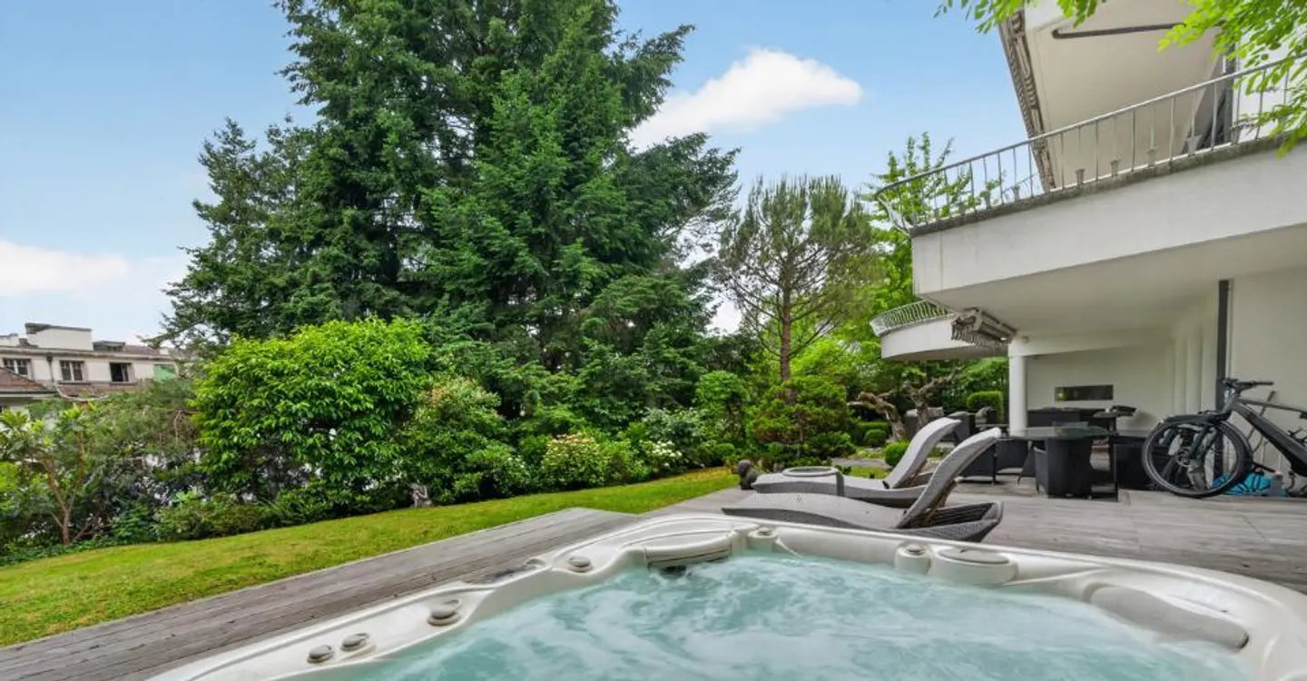 Wunderschöne individuelle Villa mit Blick auf den See - Foto 8 von 10