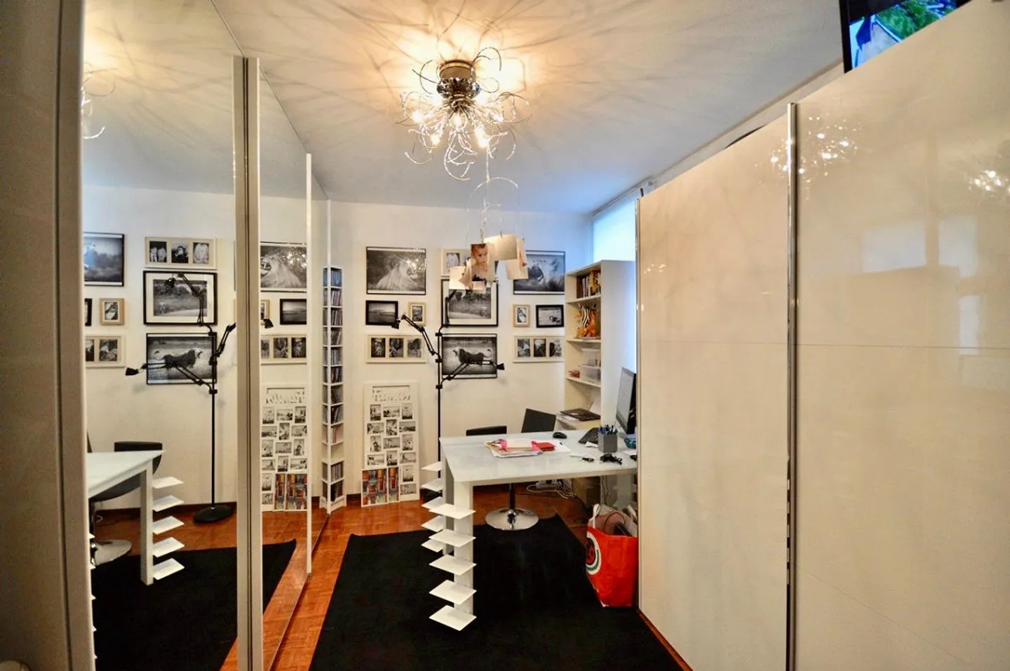 Villa prestigieuse avec piscine, vue panoramique sur le lac et les montagnes - Photo 17 sur 20