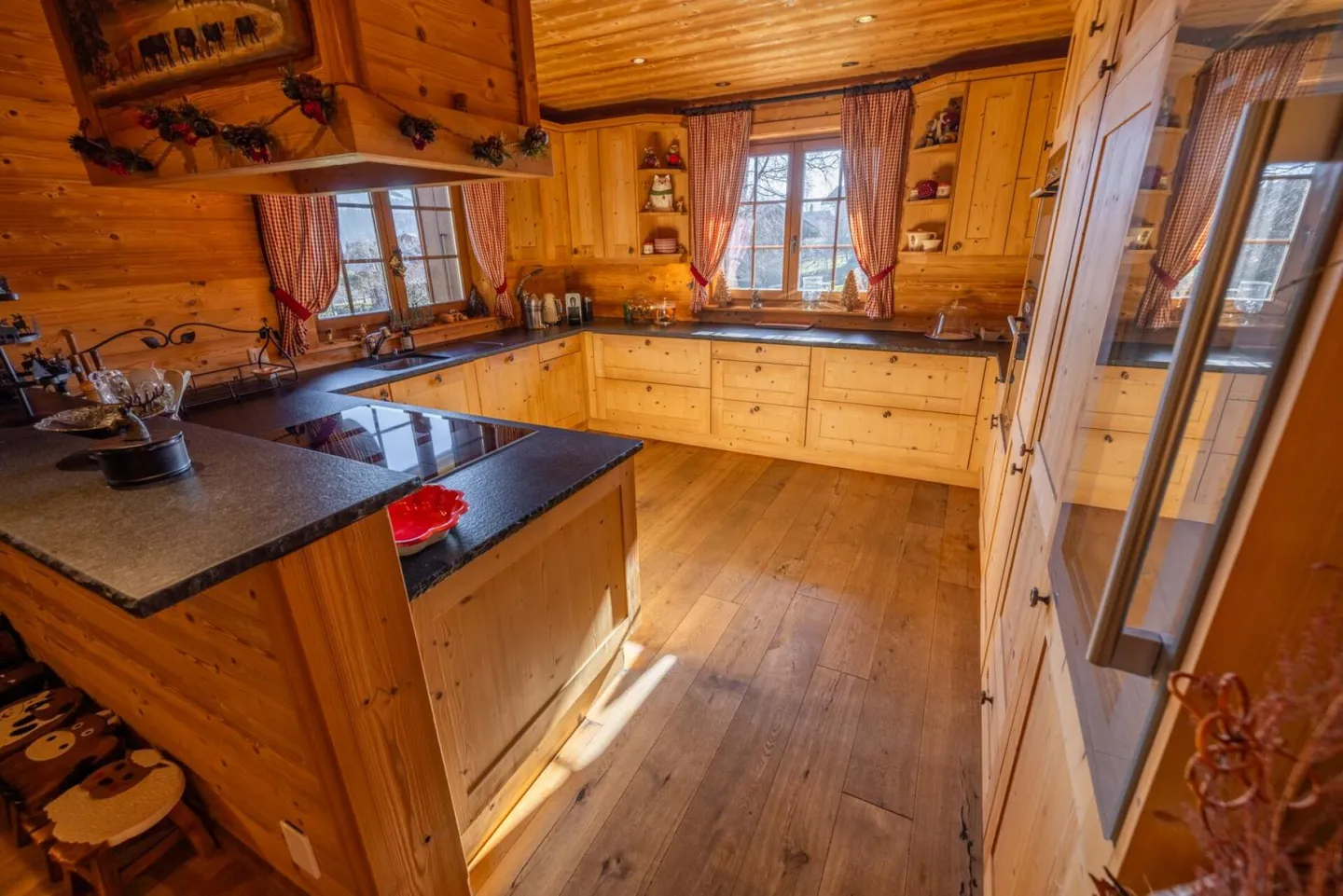 6-room chalet in Villars - Photo 4 of 28