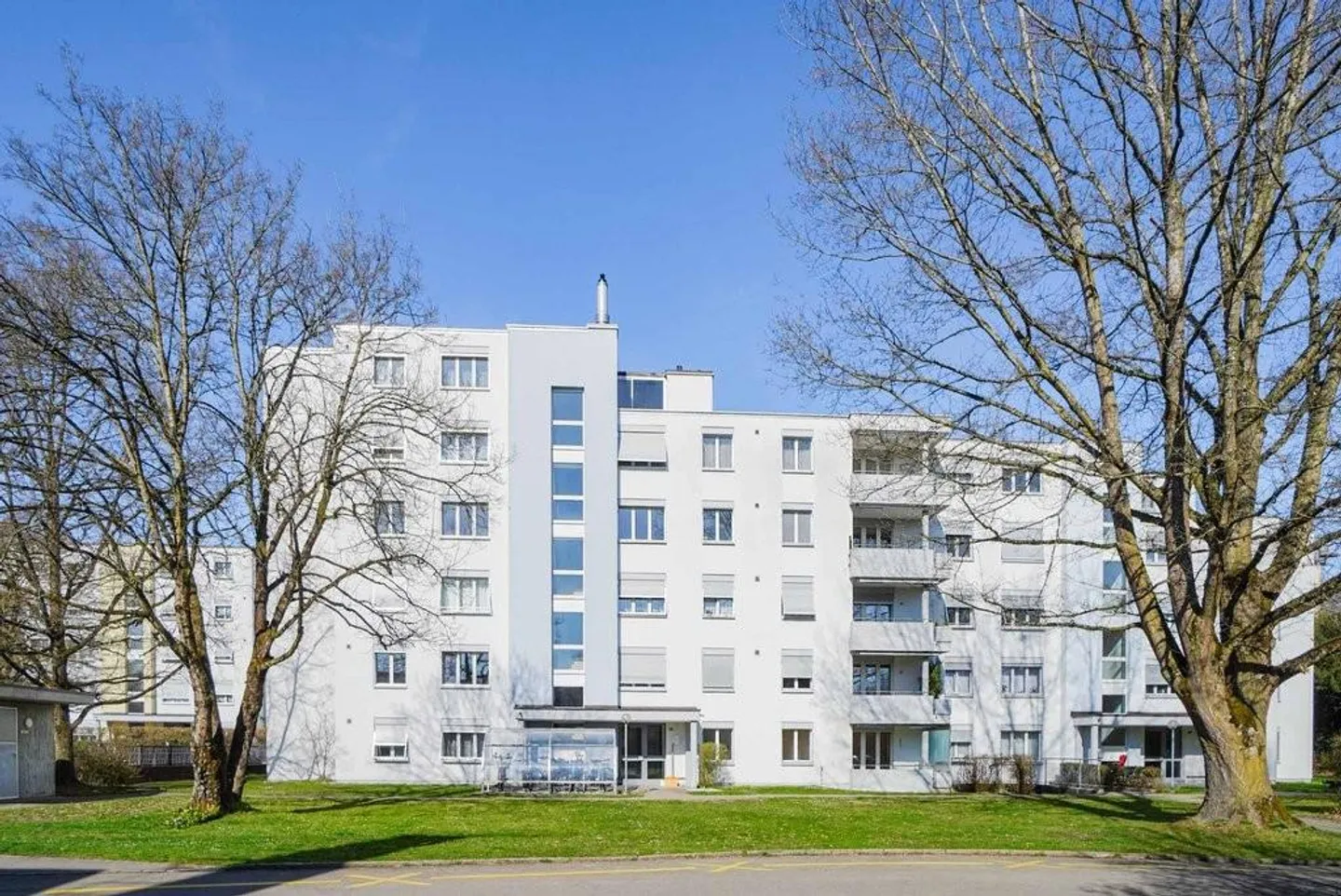 Modern Apartment in Oberentfelden - Photo 1 of 11