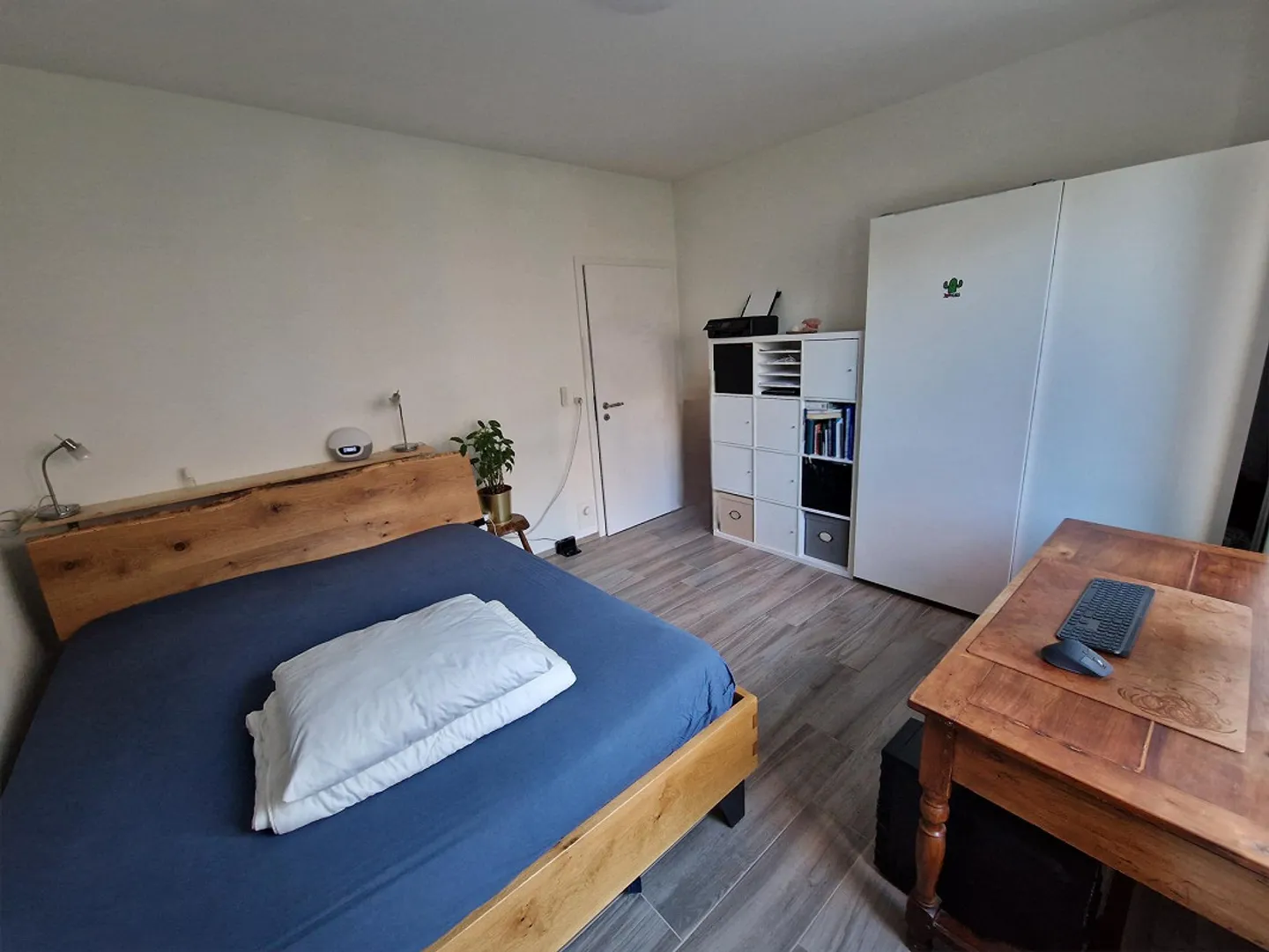 Appartamento moderno con balcone - Foto 4 di 5