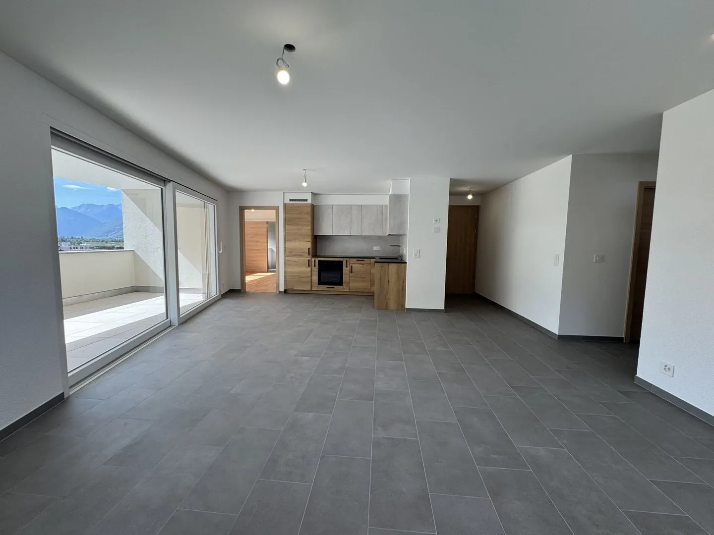 Appartement neuf de 4.5 pièces situé au centre de Riddes - Foto 1 von 21