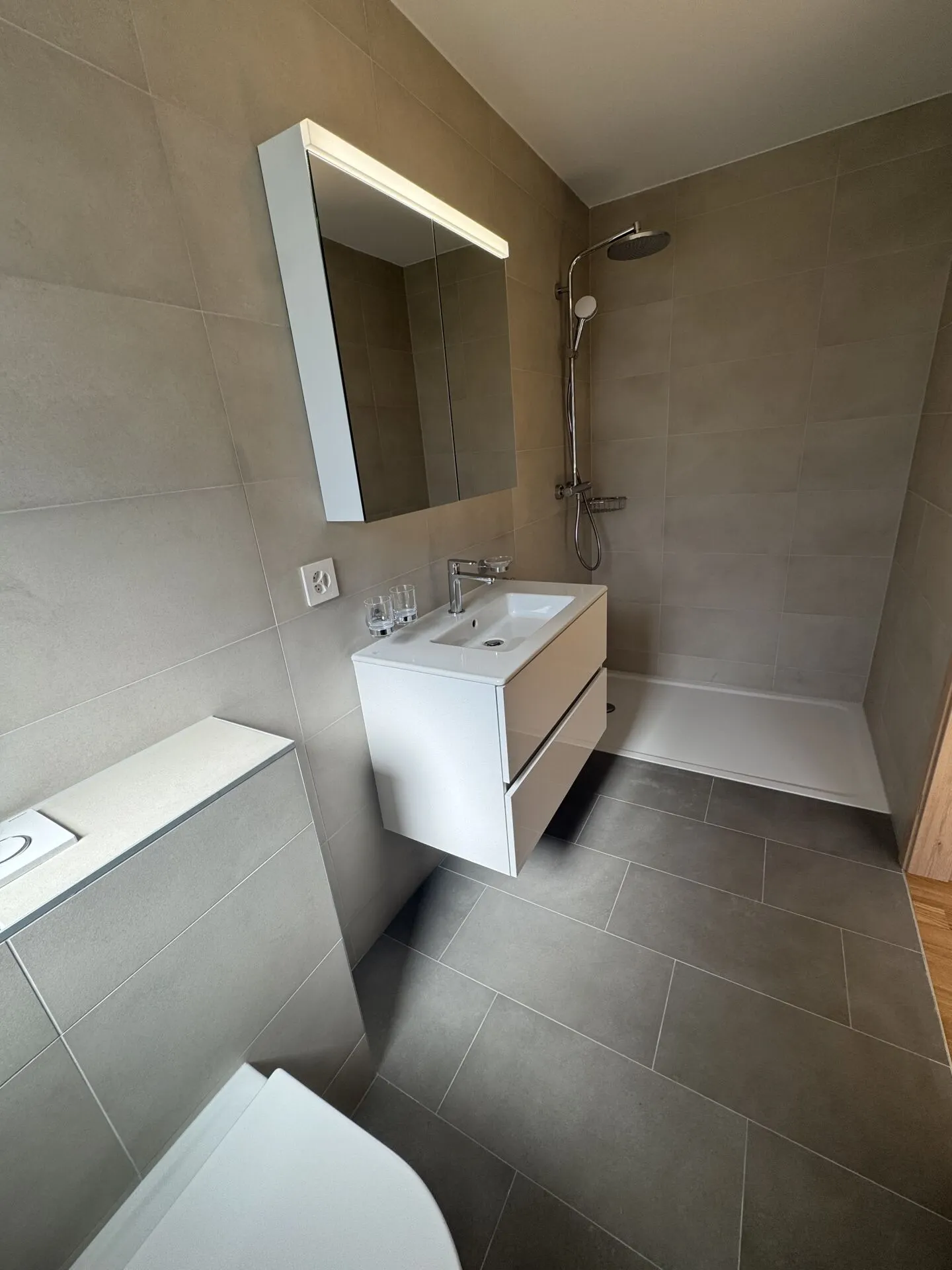 Appartement neuf de 4.5 pièces situé au centre de Riddes - Foto 9 von 21