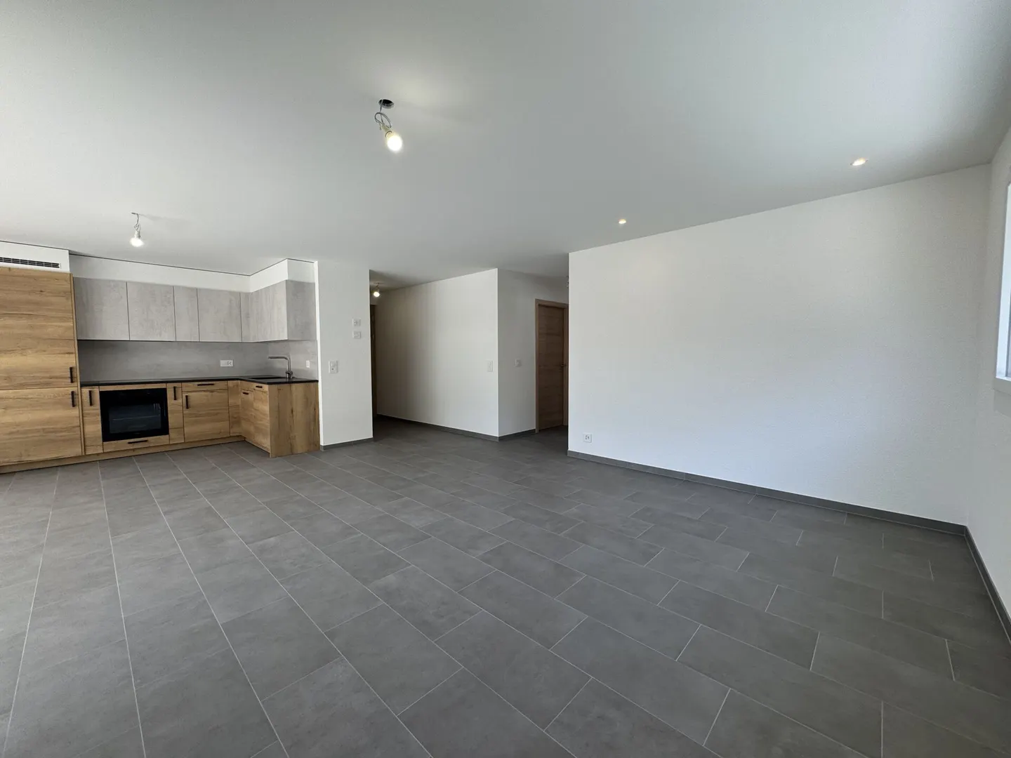 Appartement neuf de 4.5 pièces situé au centre de Riddes - Foto 16 von 21
