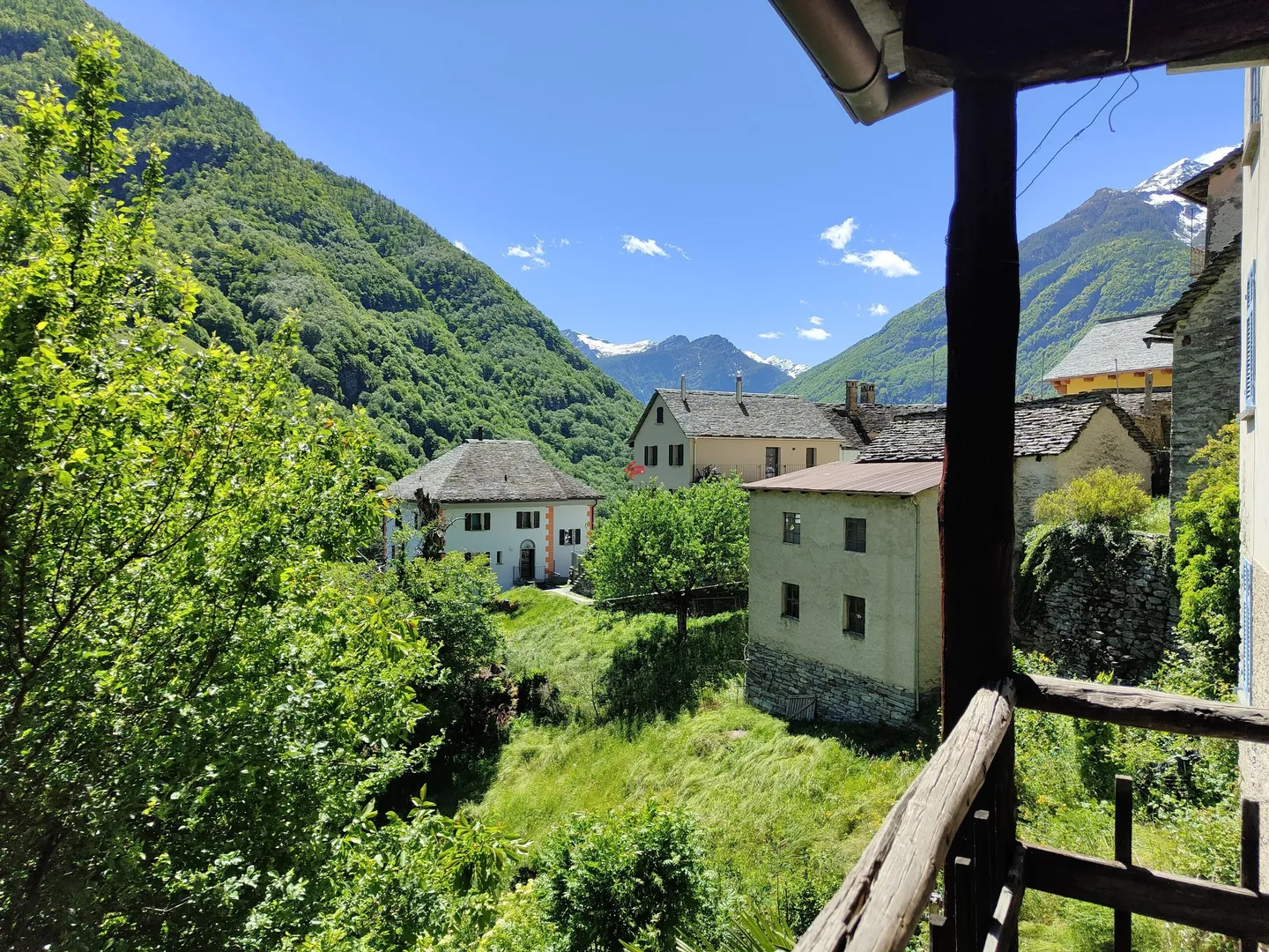 Charming Rustico in Brontallo - Photo 1 of 1